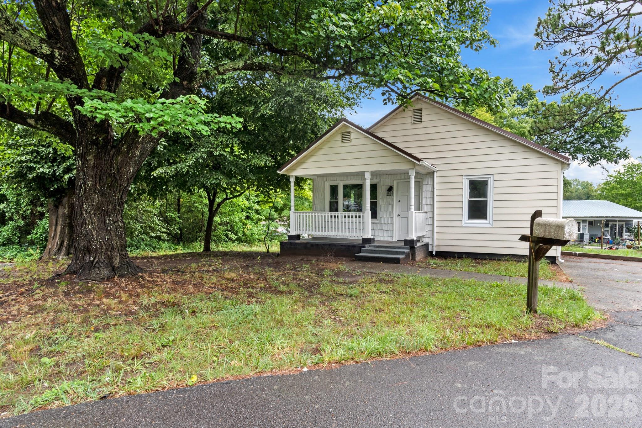 119 Osborne Street — Jonesville