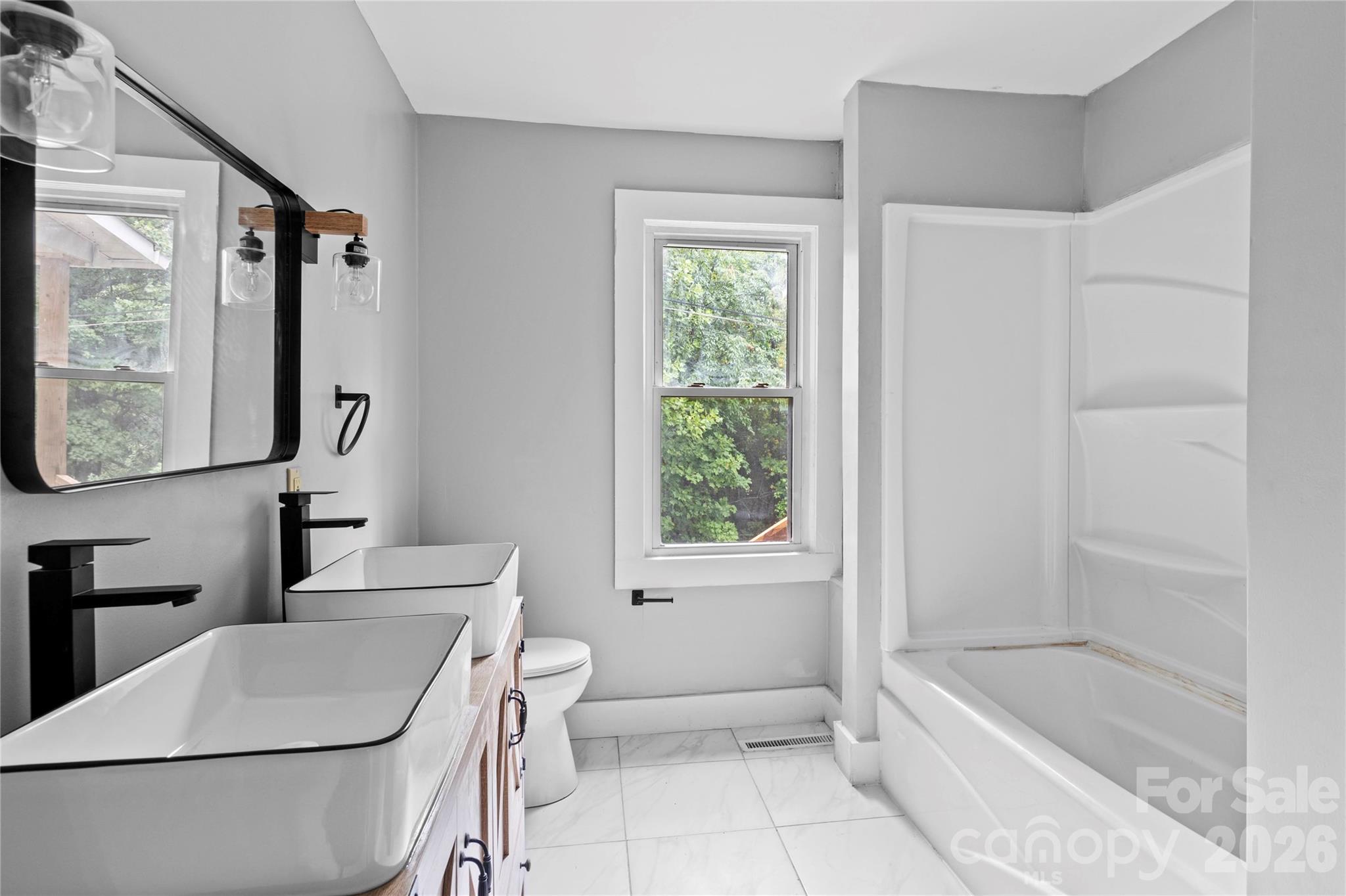 119 Osborne Street — Jonesville