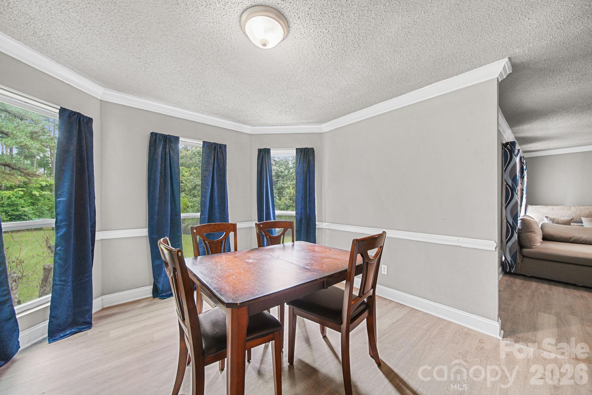 261 Lakeside Drive — Hartsville