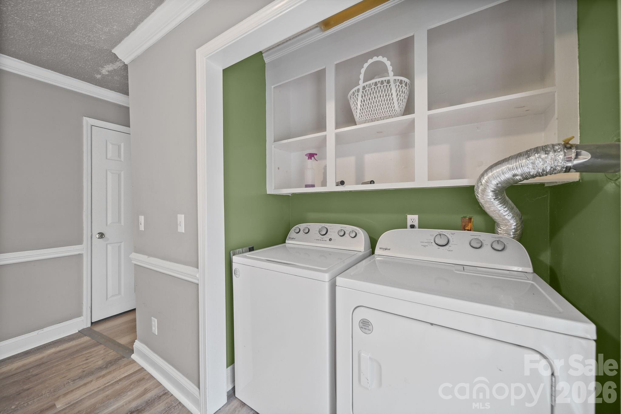 261 Lakeside Drive — Hartsville