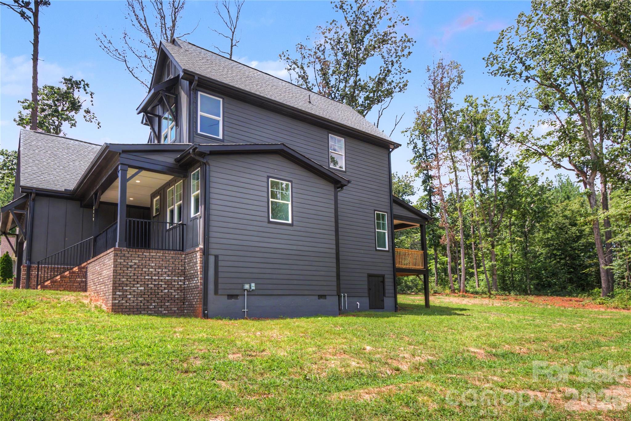 3159 Timber Run Lane — Maiden