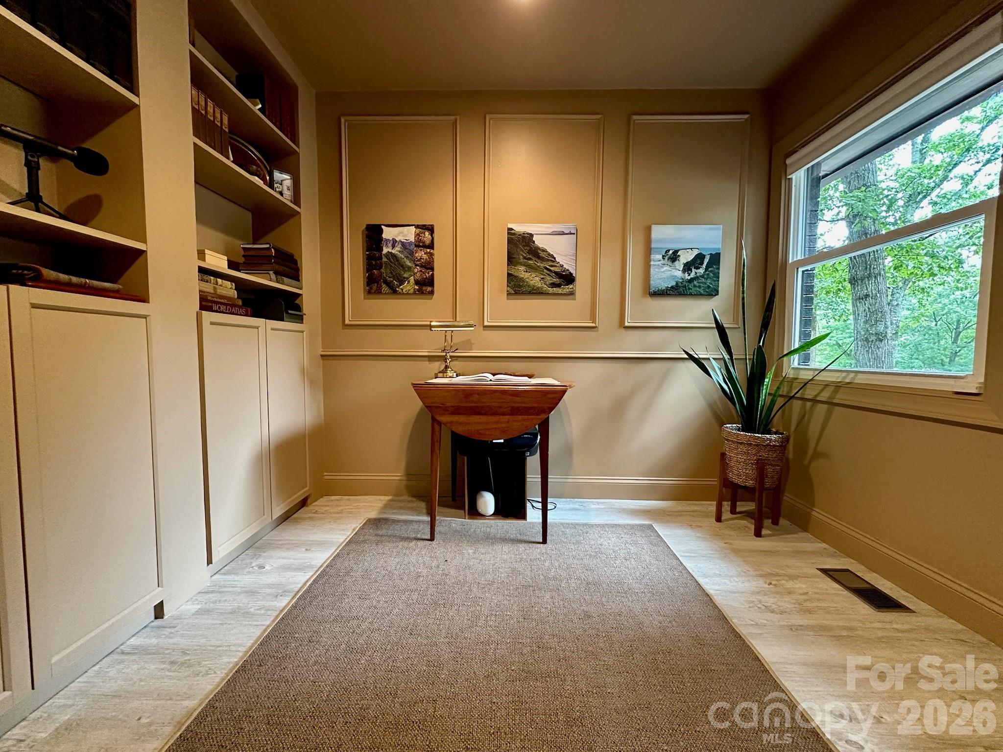 4508 Ivanhoe Place — Charlotte