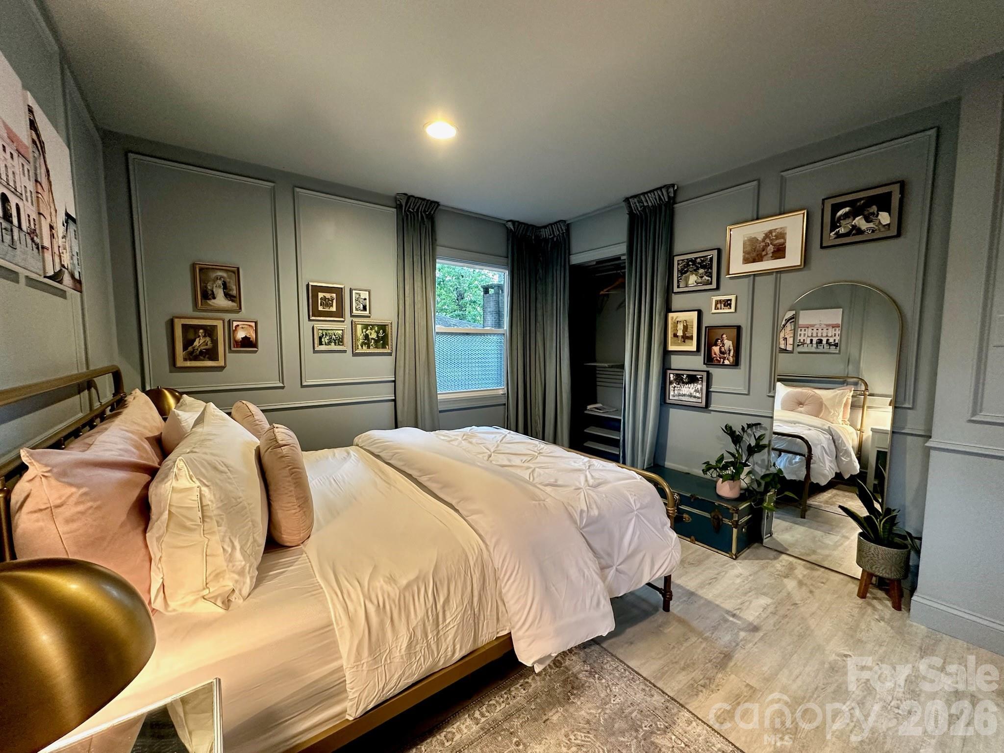 4508 Ivanhoe Place — Charlotte