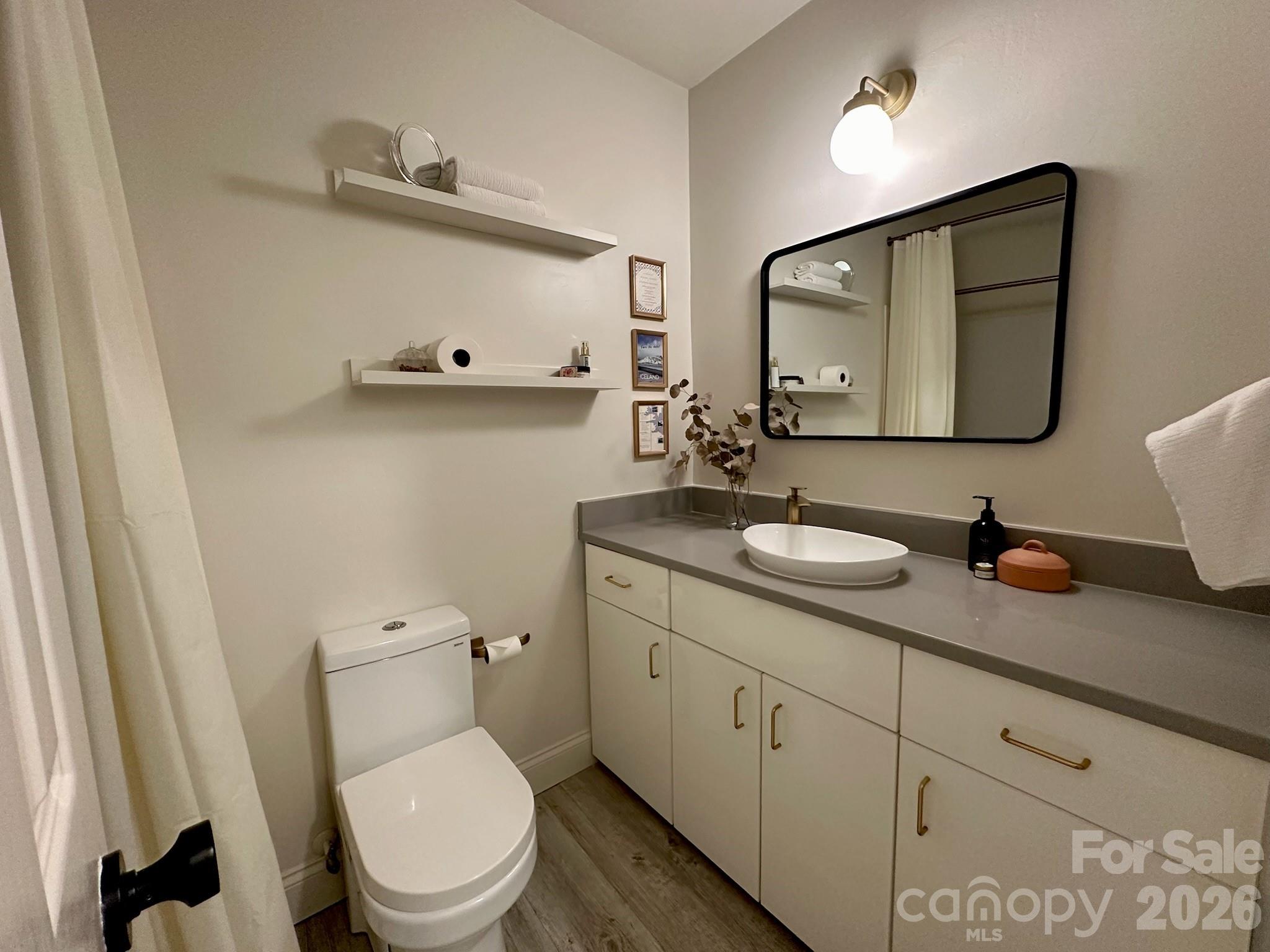 4508 Ivanhoe Place — Charlotte