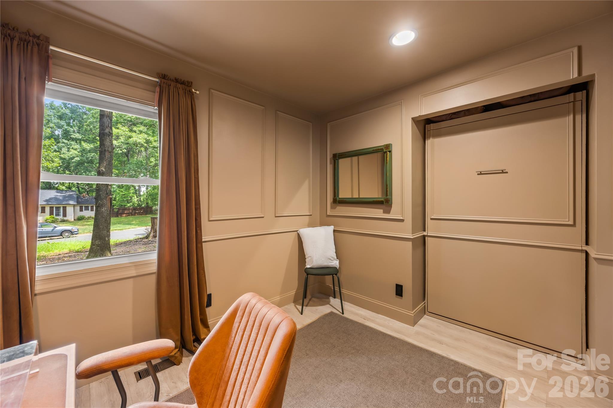 4508 Ivanhoe Place — Charlotte