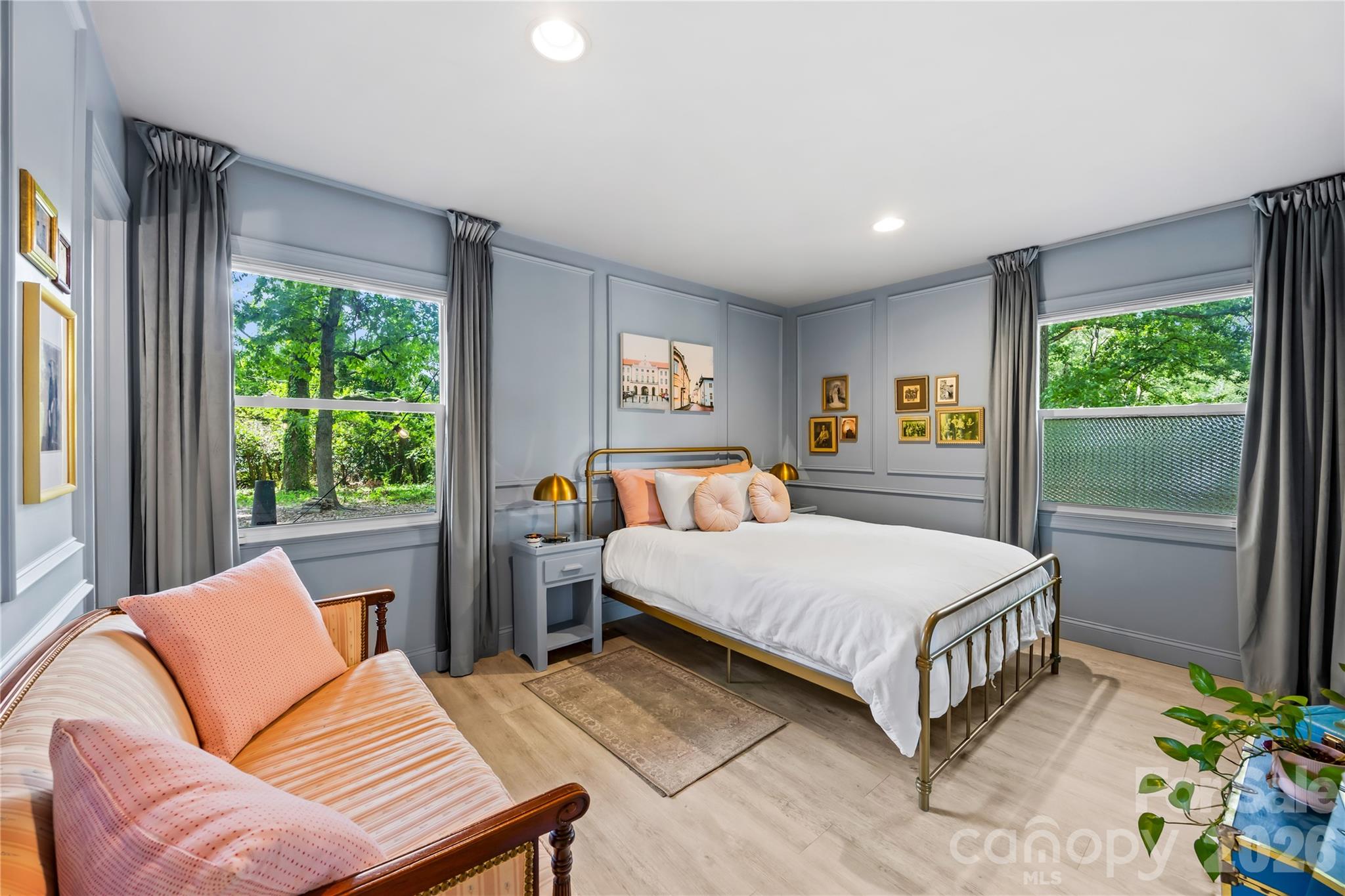 4508 Ivanhoe Place — Charlotte