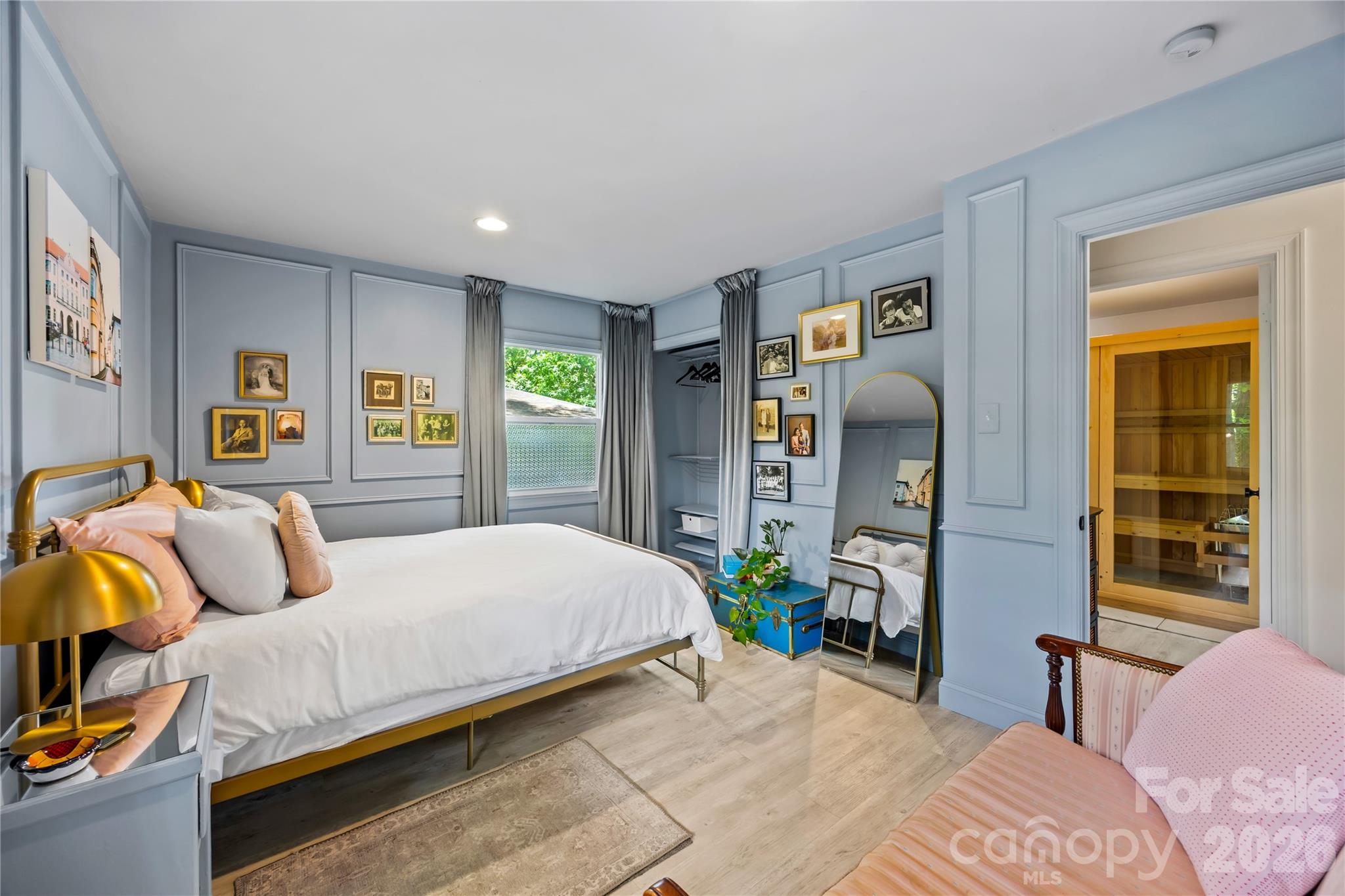 4508 Ivanhoe Place — Charlotte