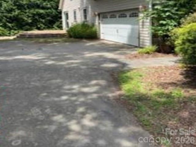 4 Sterling Oaks Drive — Fletcher