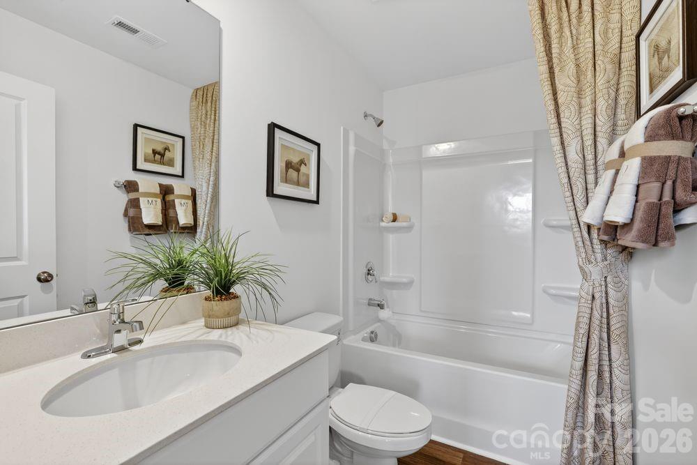 234 Fincastle Glen Road — Shelby