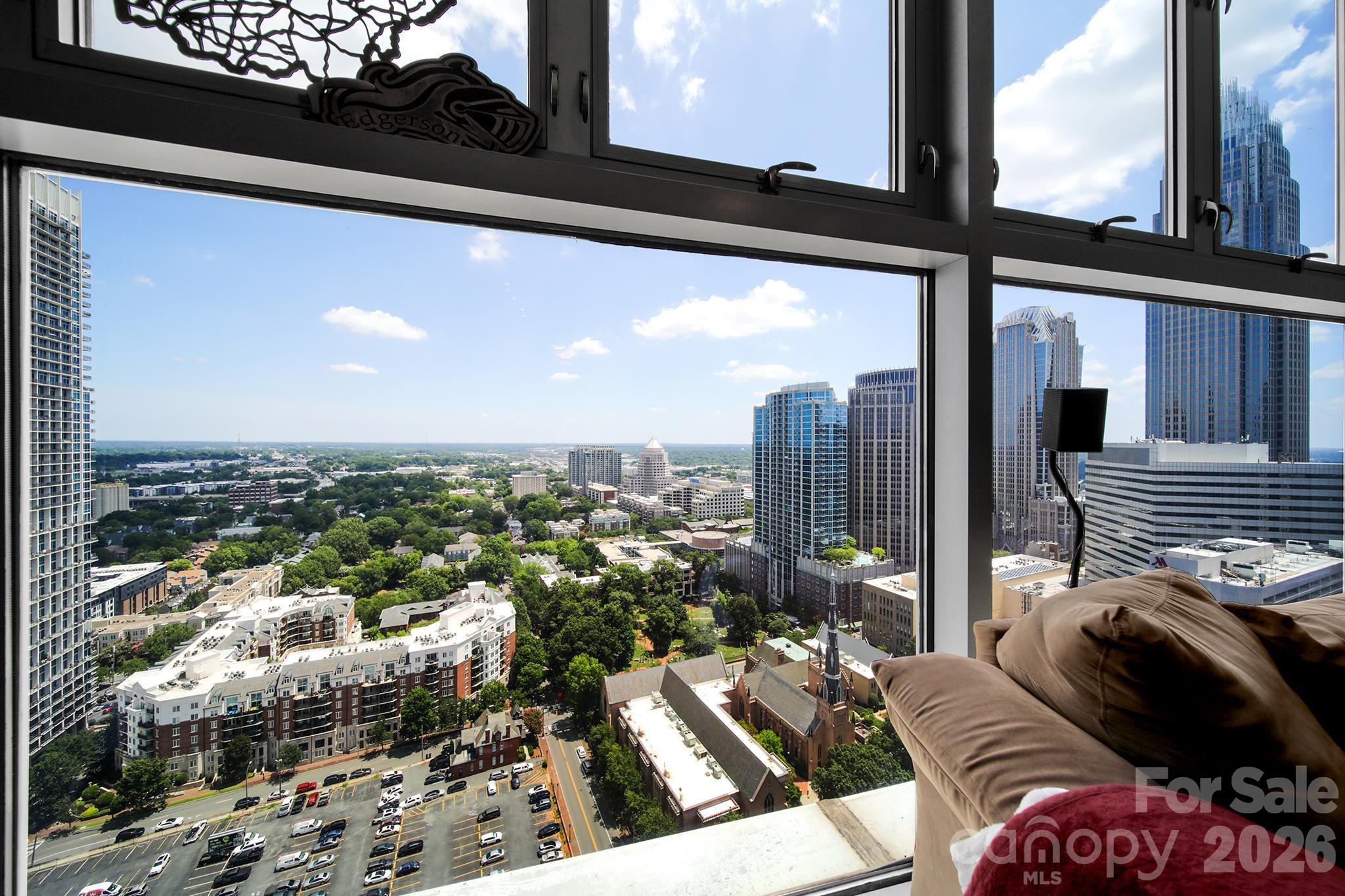 333 W Trade Street #2701 — Charlotte