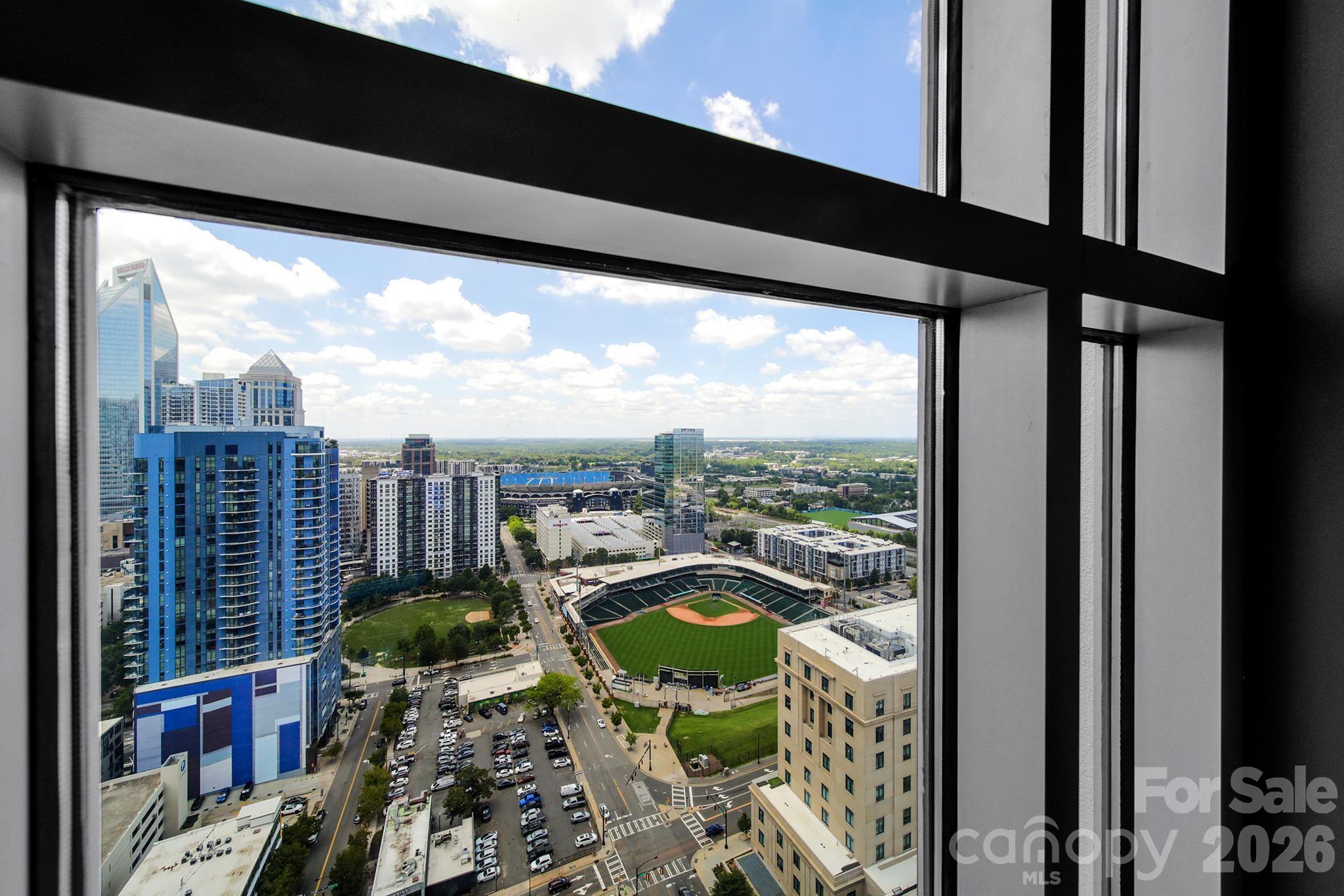 333 W Trade Street #2701 — Charlotte