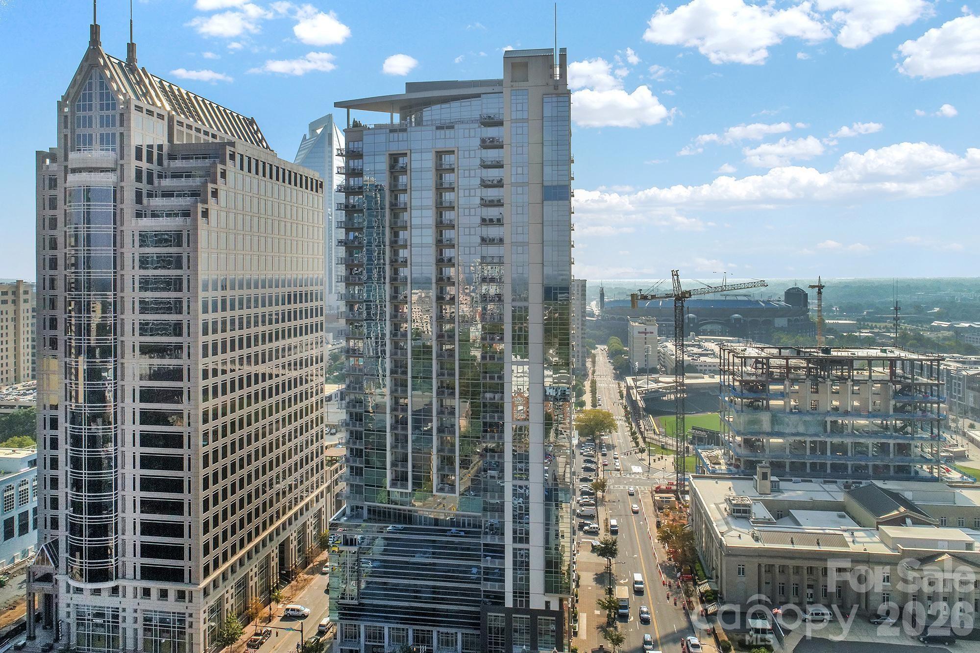 333 W Trade Street #2701 — Charlotte