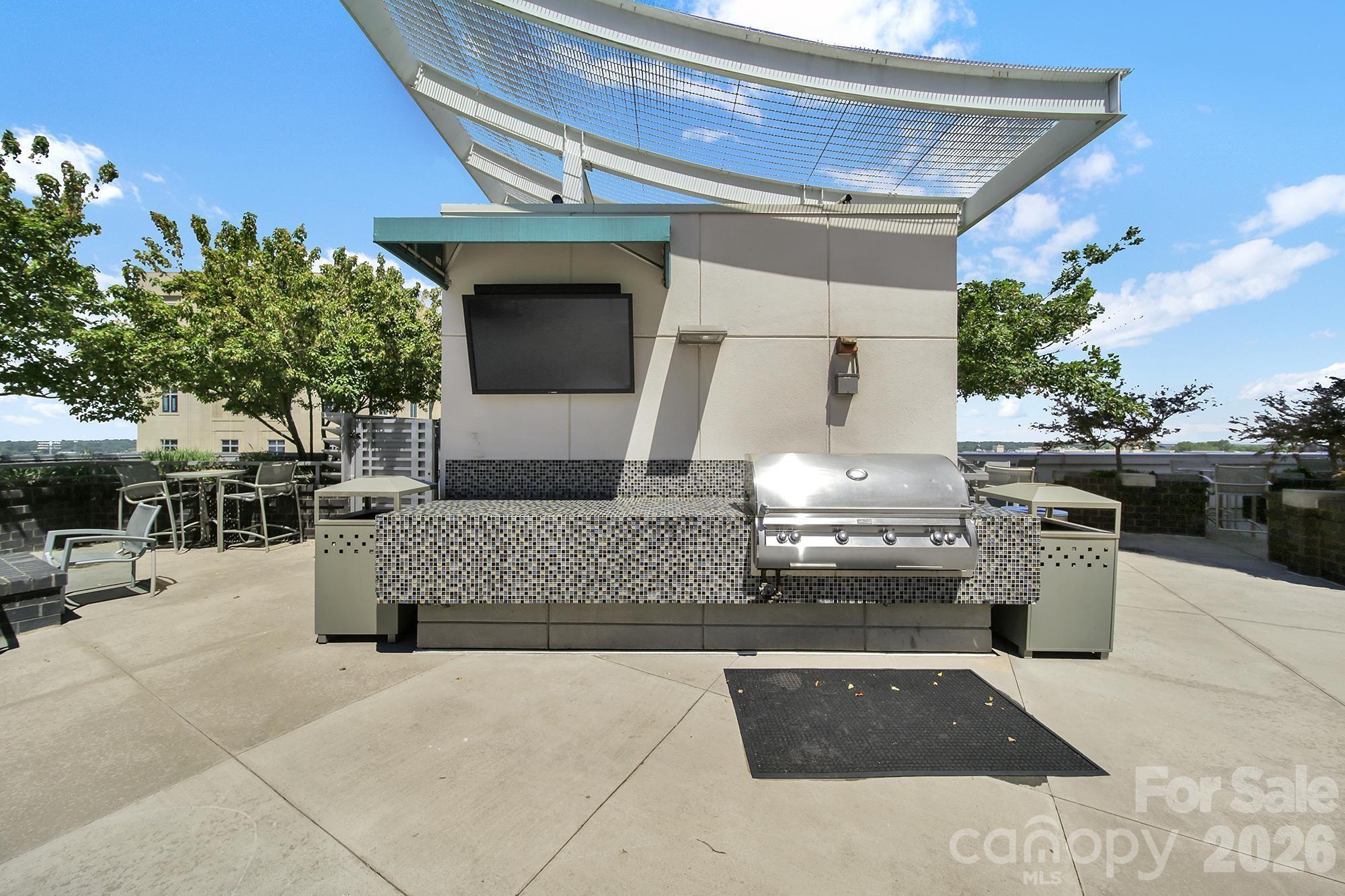 333 W Trade Street #2701 — Charlotte