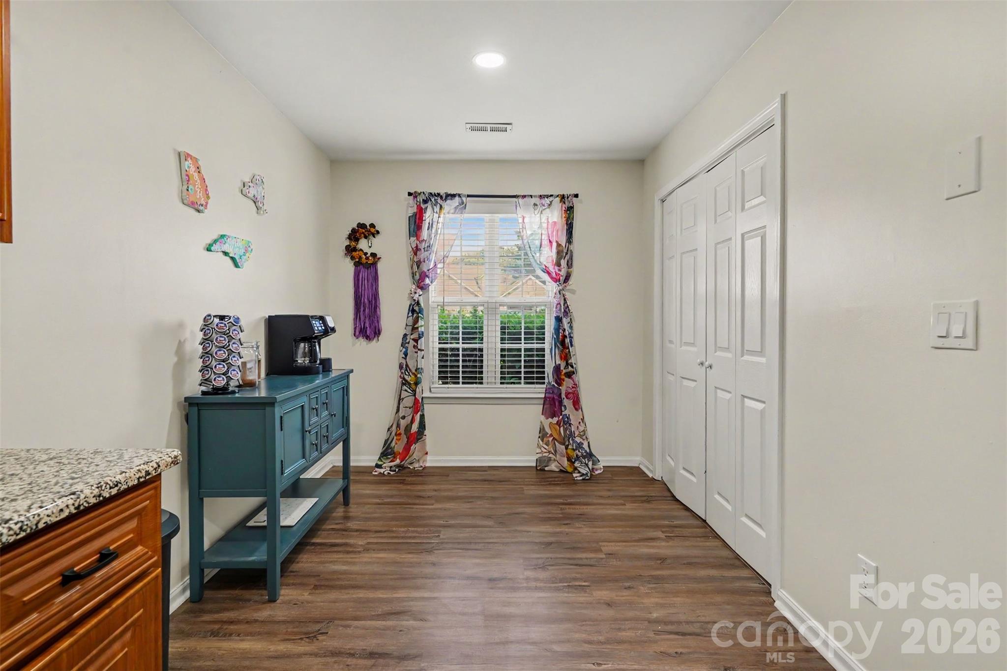 5906 Meadow Hill Drive — Charlotte