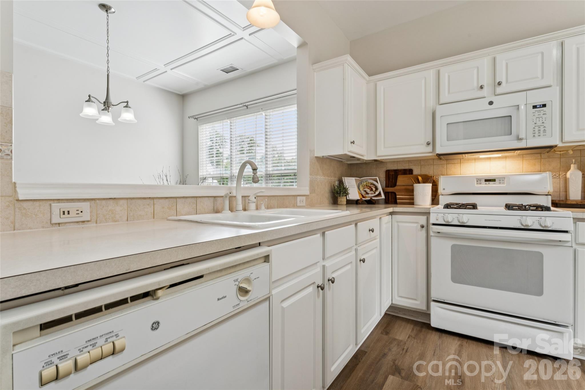 8426 Heron Glen Drive — Charlotte