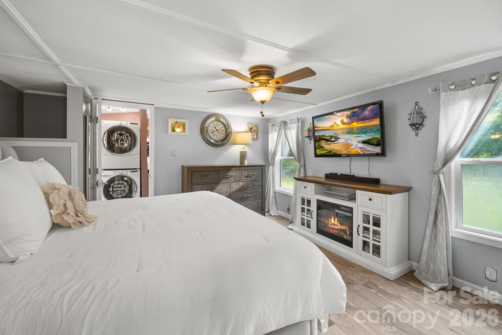 125 Ice Hollow Road — Zirconia