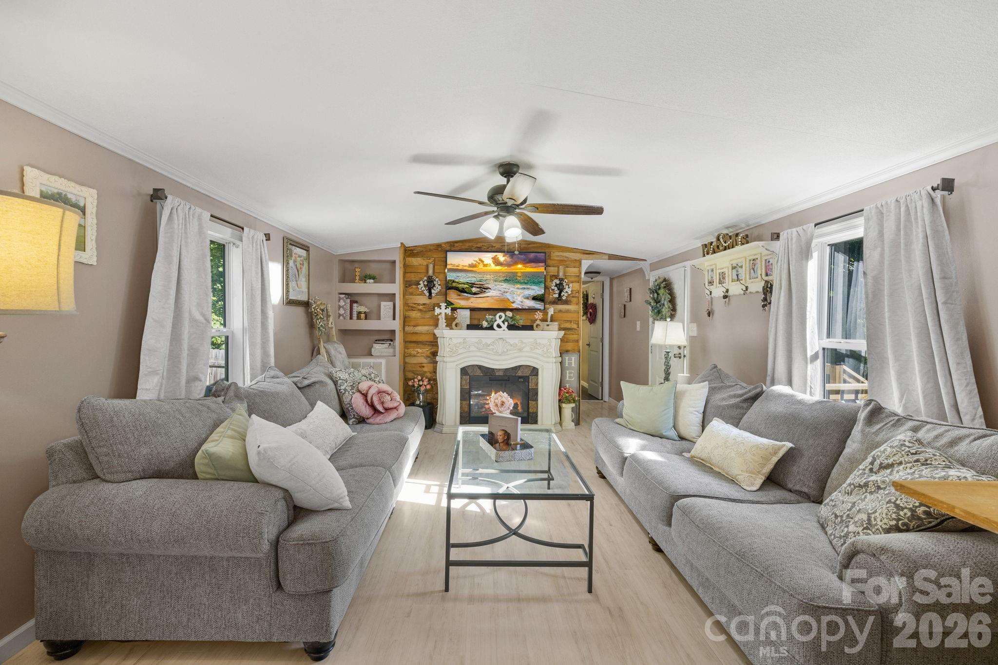 125 Ice Hollow Road — Zirconia