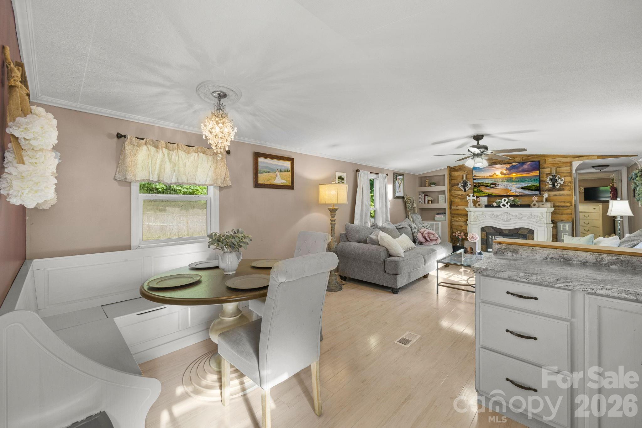 125 Ice Hollow Road — Zirconia