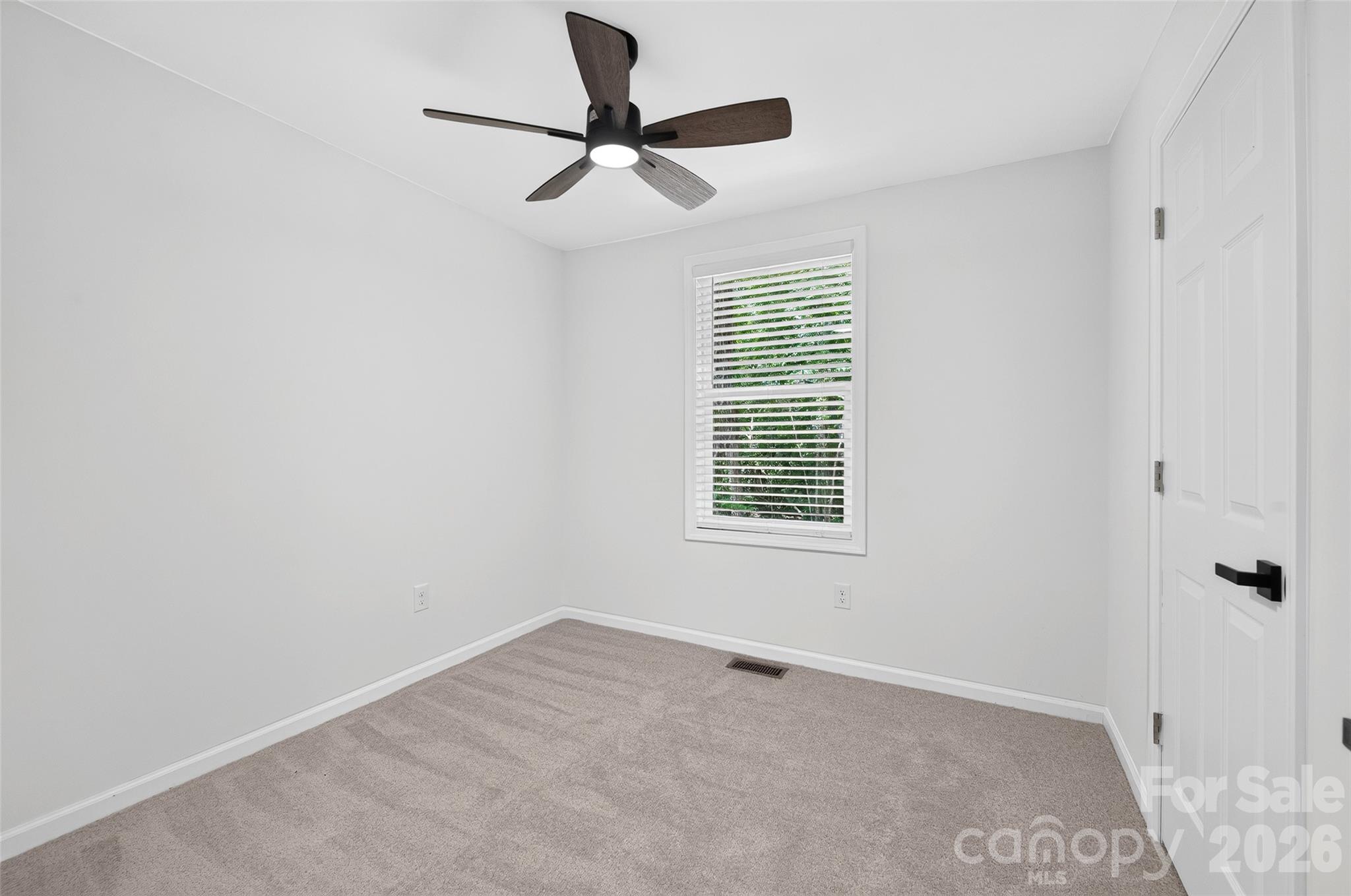 126 39th Avenue Court NW — Hickory
