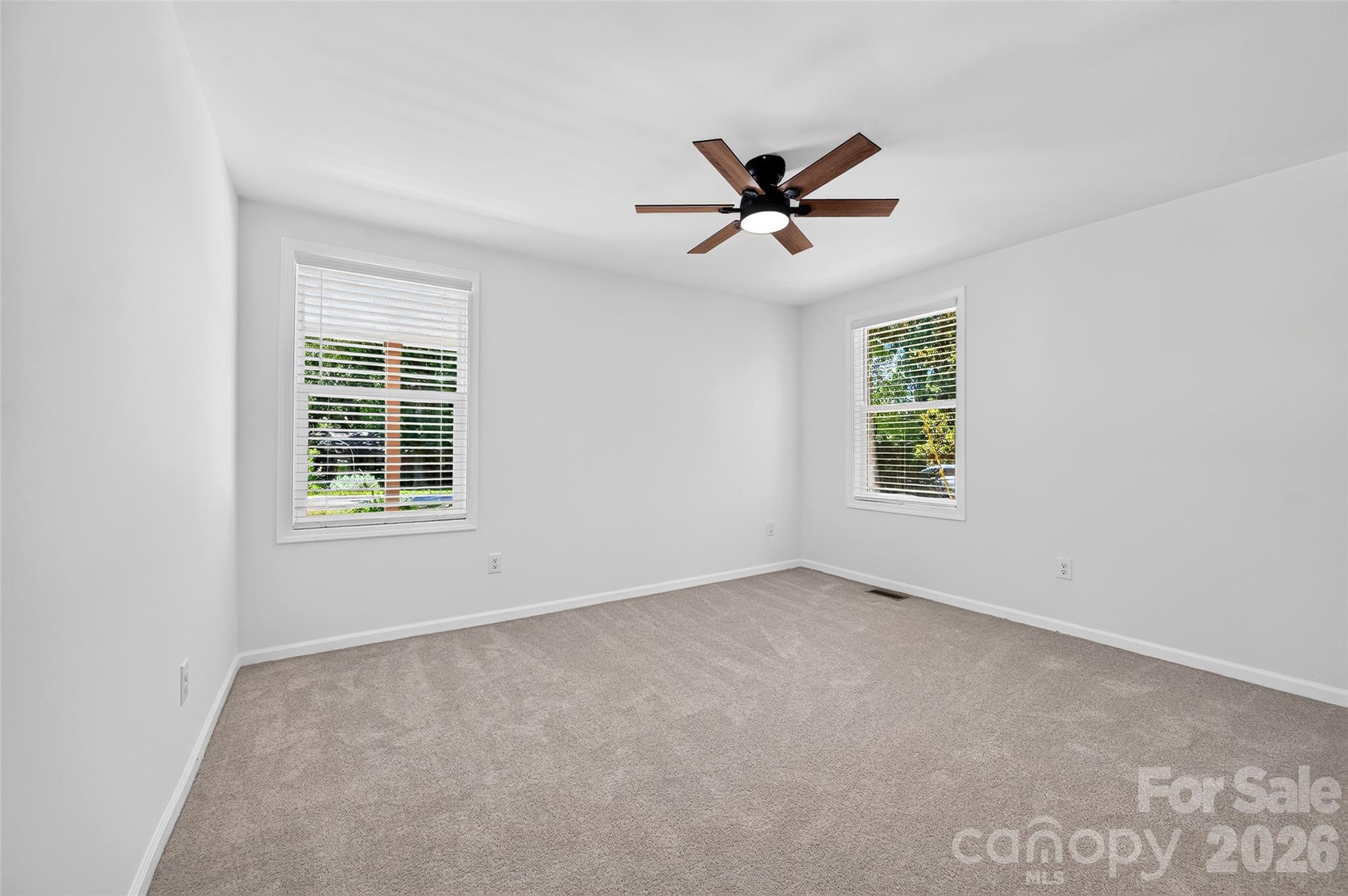 126 39th Avenue Court NW — Hickory