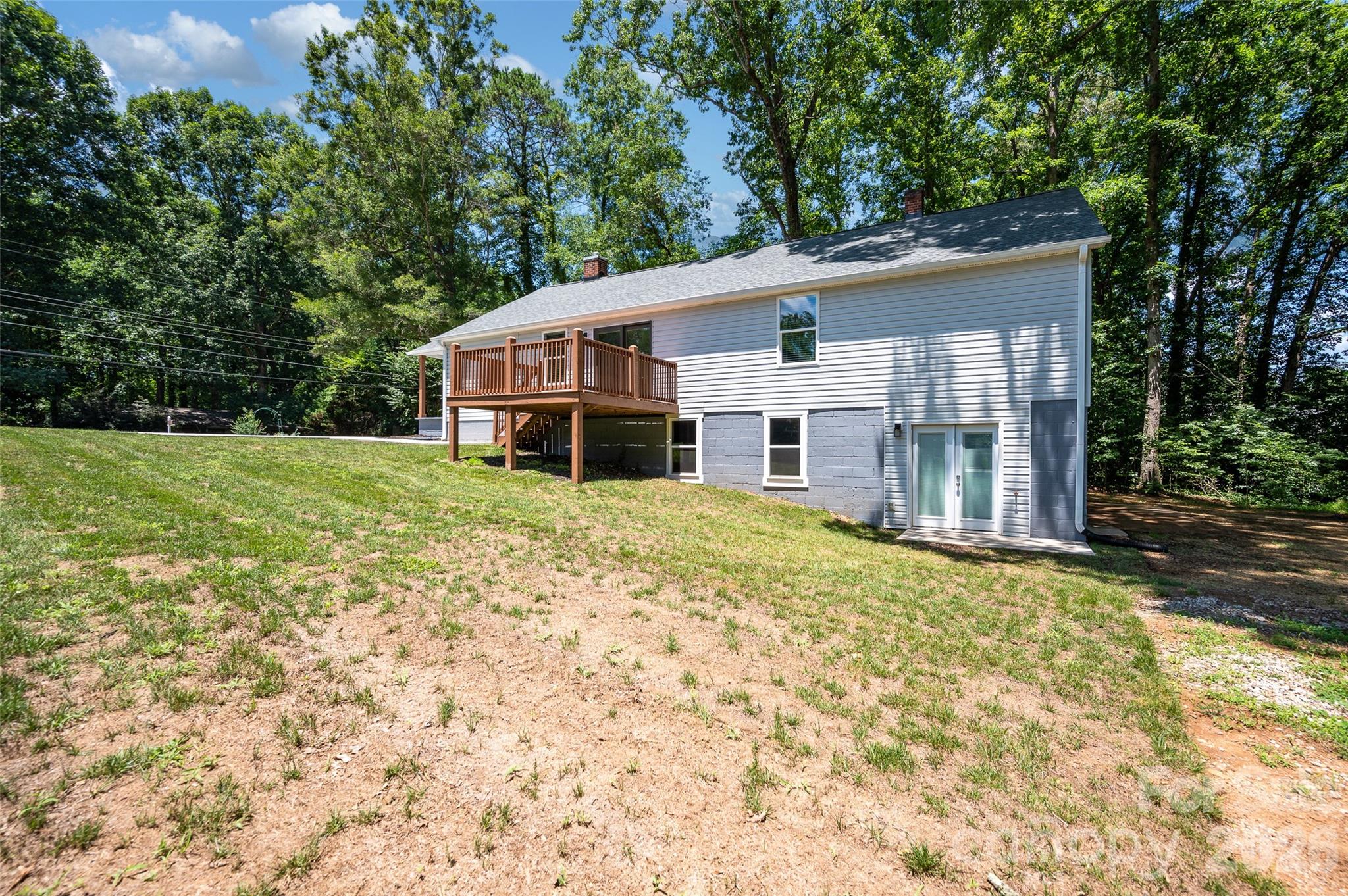 126 39th Avenue Court NW — Hickory