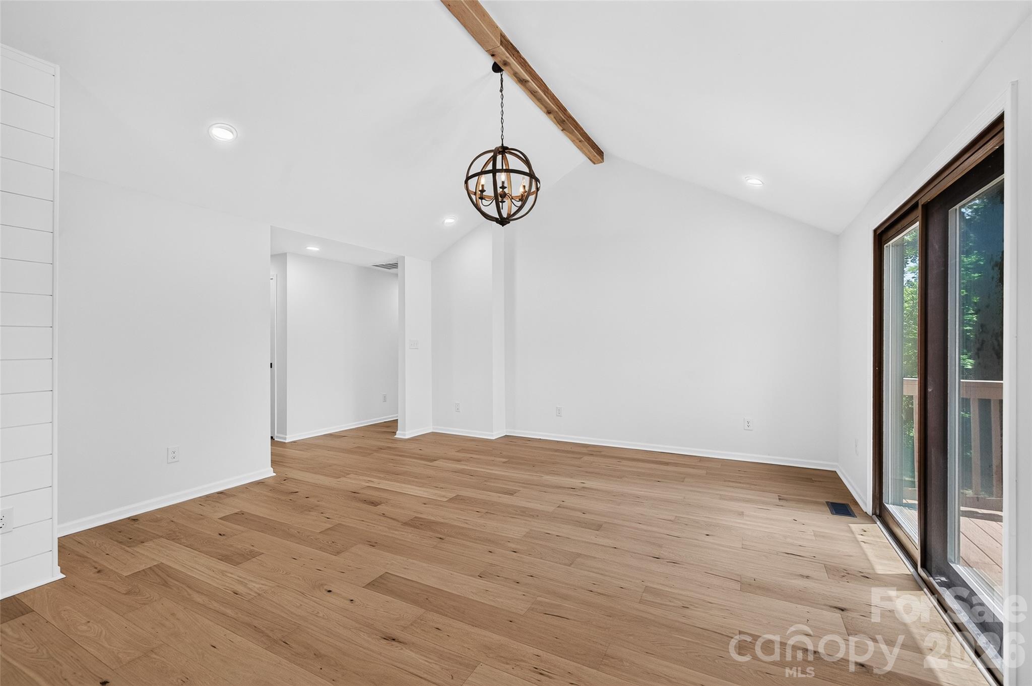 126 39th Avenue Court NW — Hickory