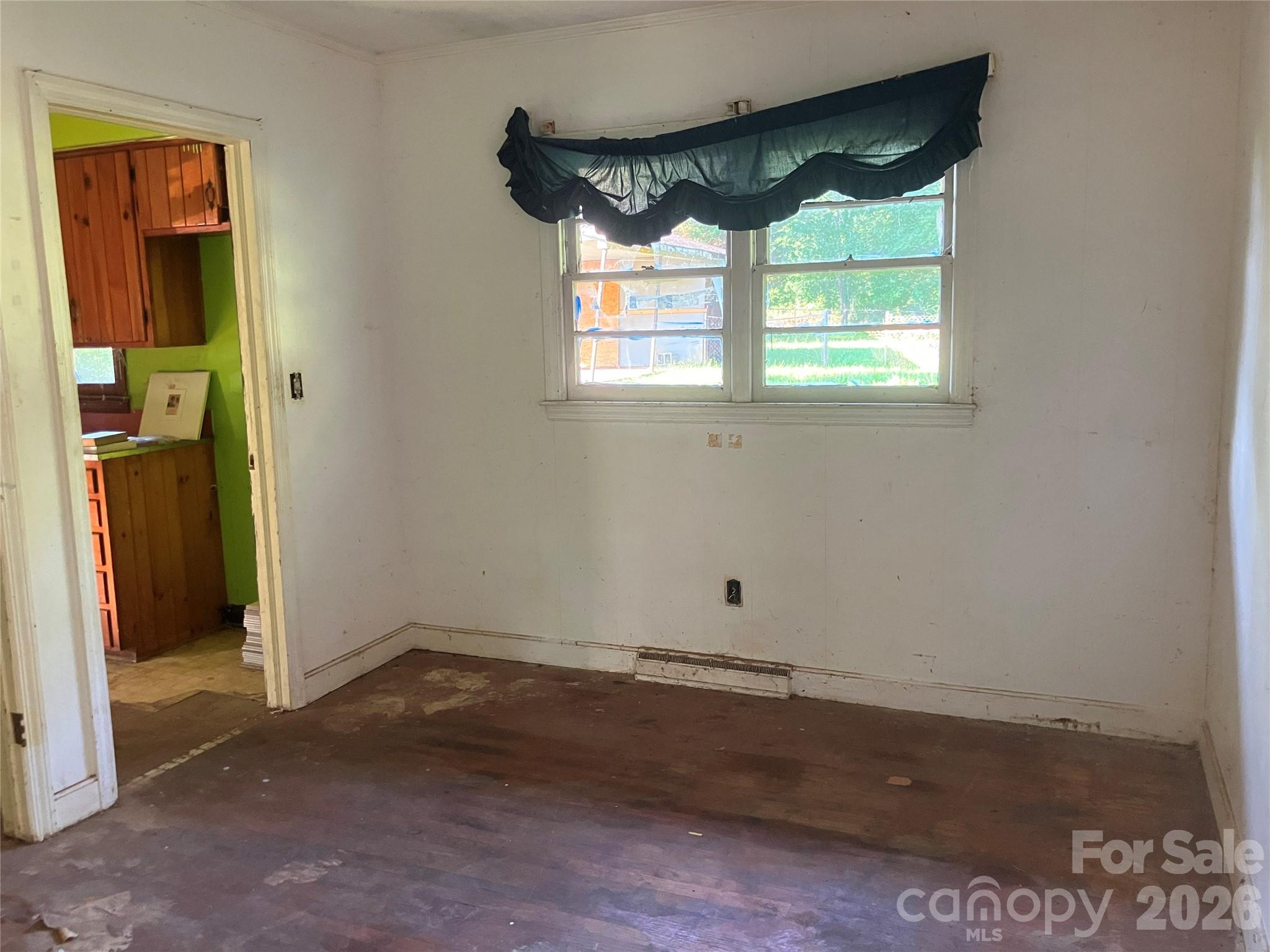 123 Dalehurst Drive — Forest City