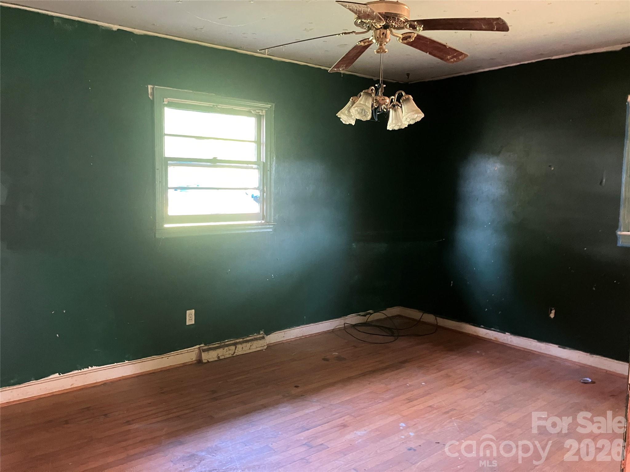 123 Dalehurst Drive — Forest City