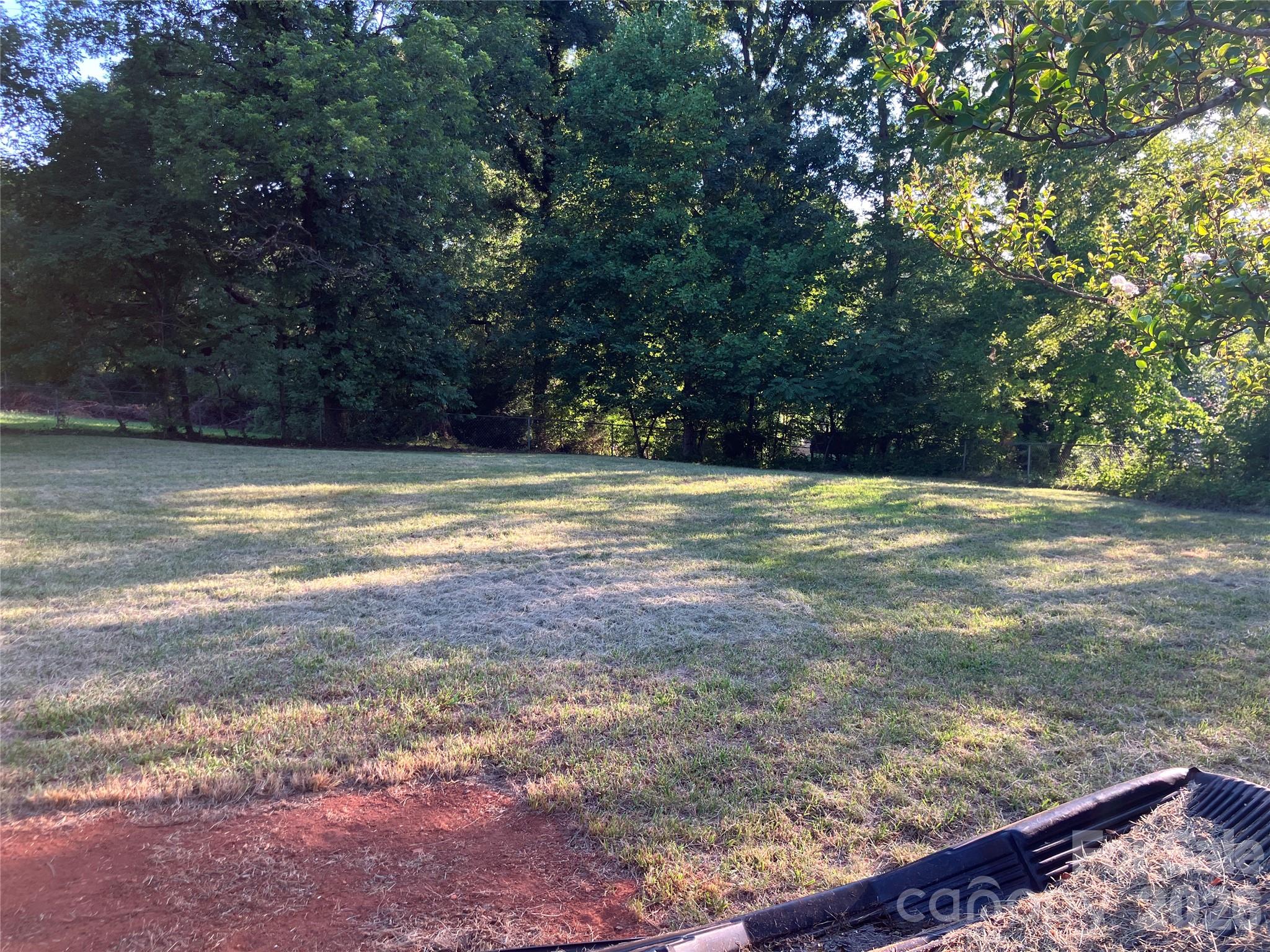 123 Dalehurst Drive — Forest City