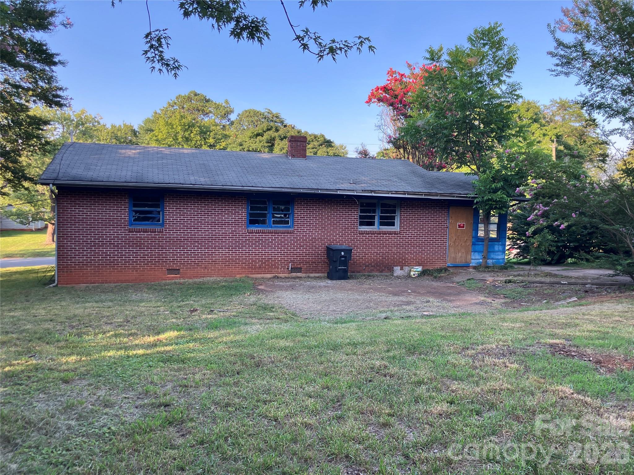 123 Dalehurst Drive — Forest City