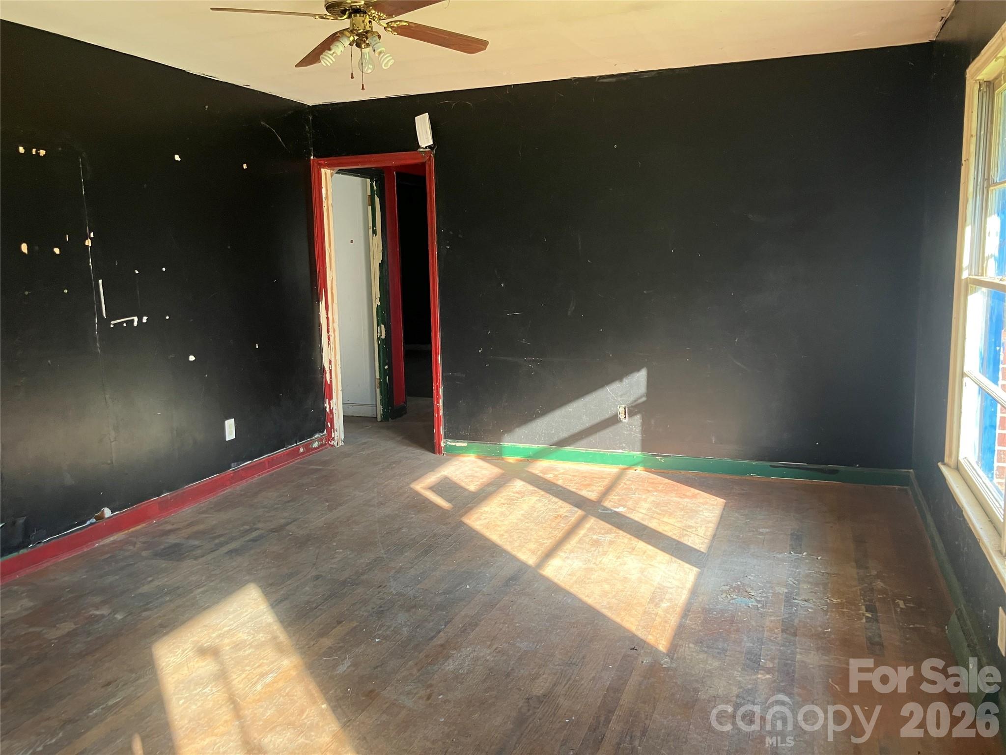 123 Dalehurst Drive — Forest City