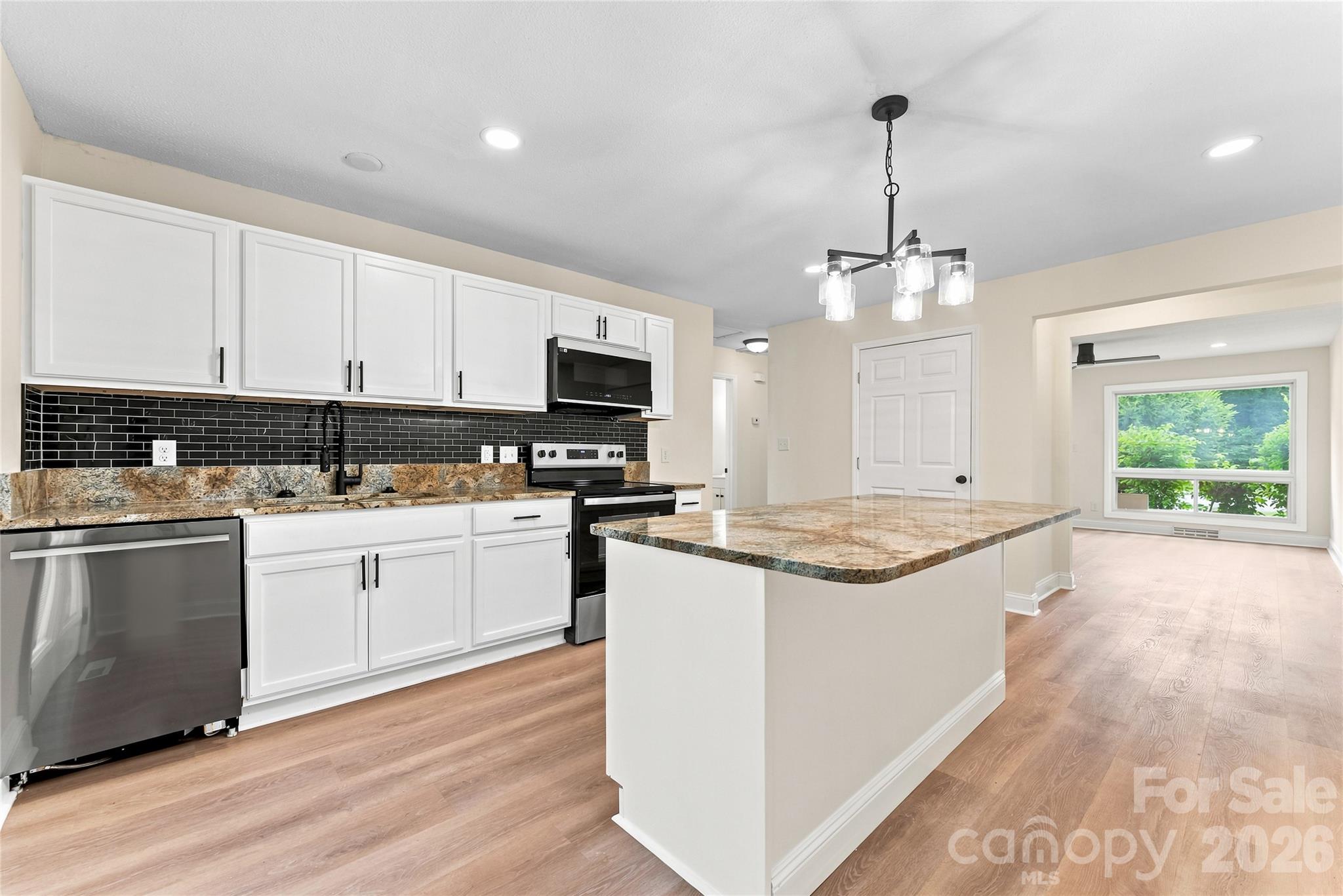 4900 Malibu Drive — Charlotte