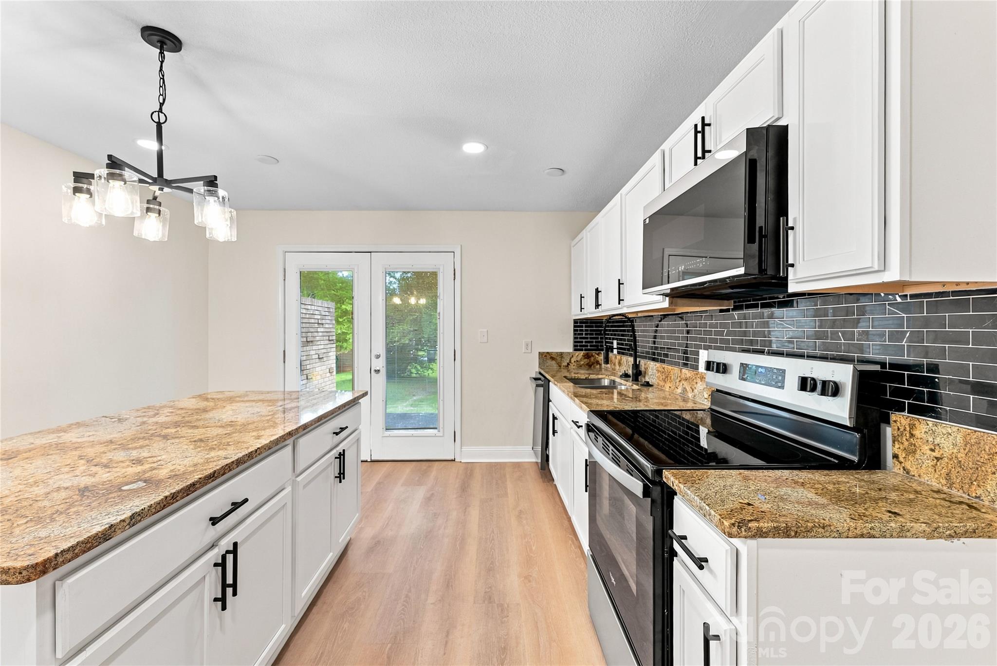 4900 Malibu Drive — Charlotte