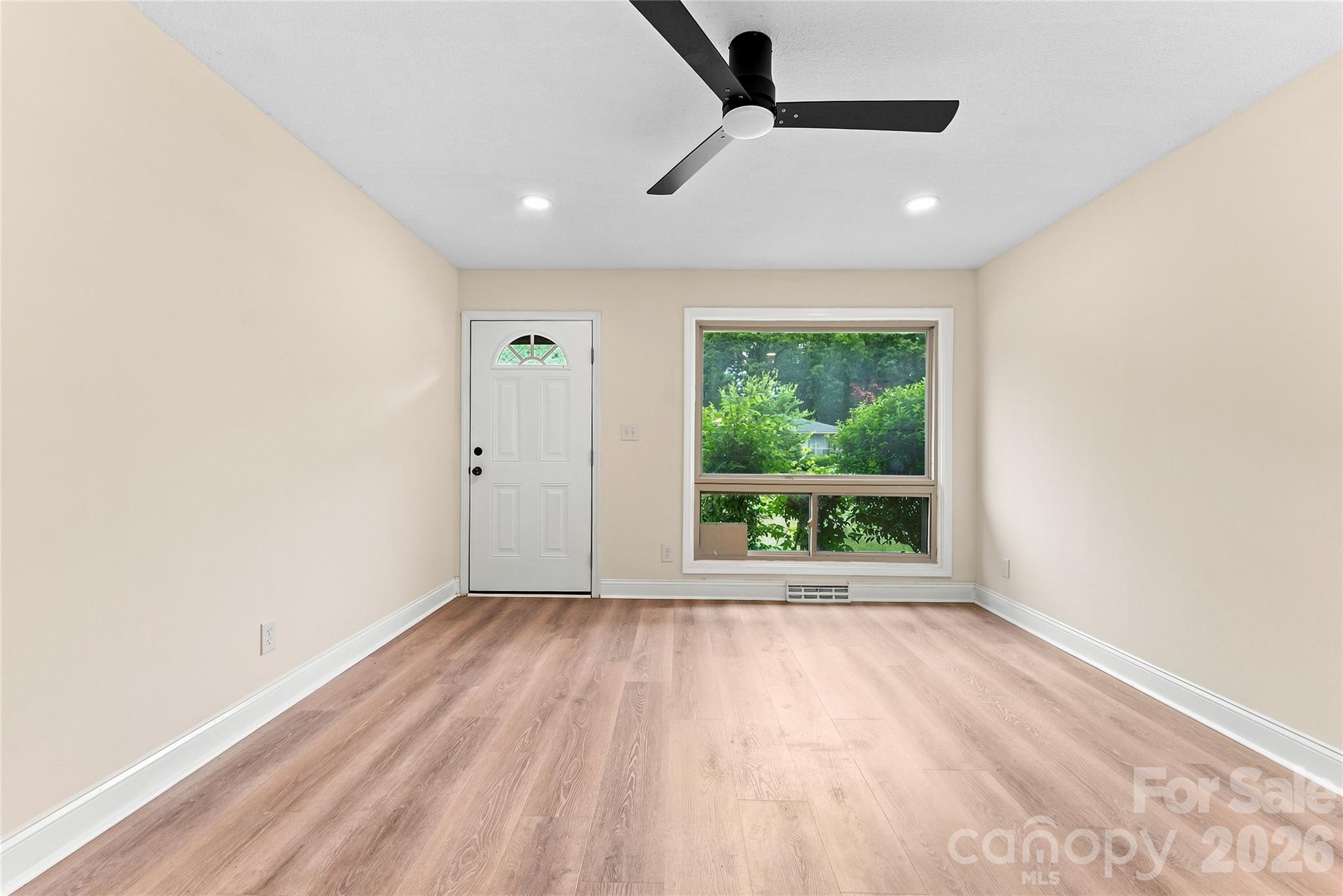 4900 Malibu Drive — Charlotte