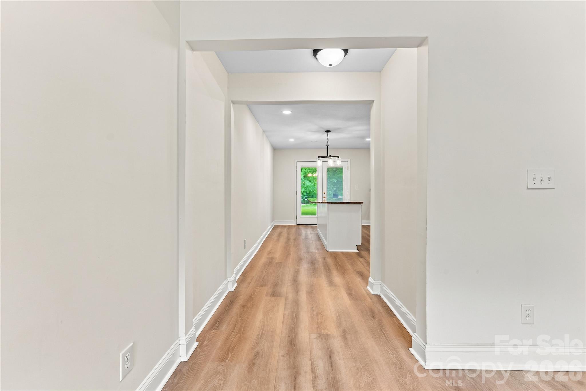 4900 Malibu Drive — Charlotte