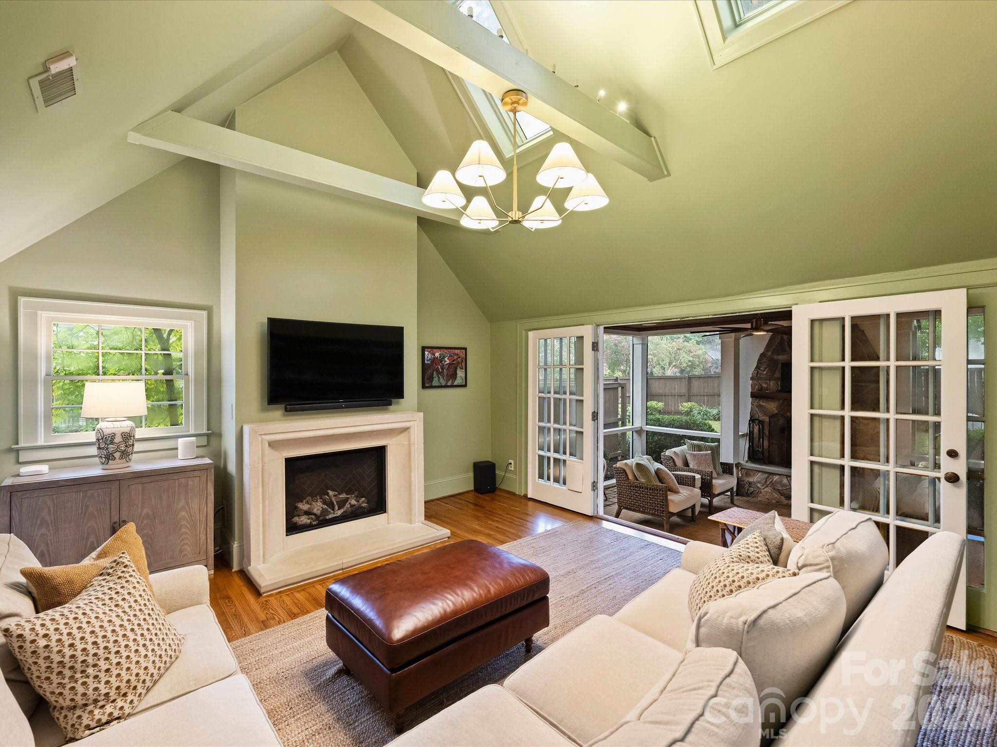 2320 Belvedere Avenue — Charlotte