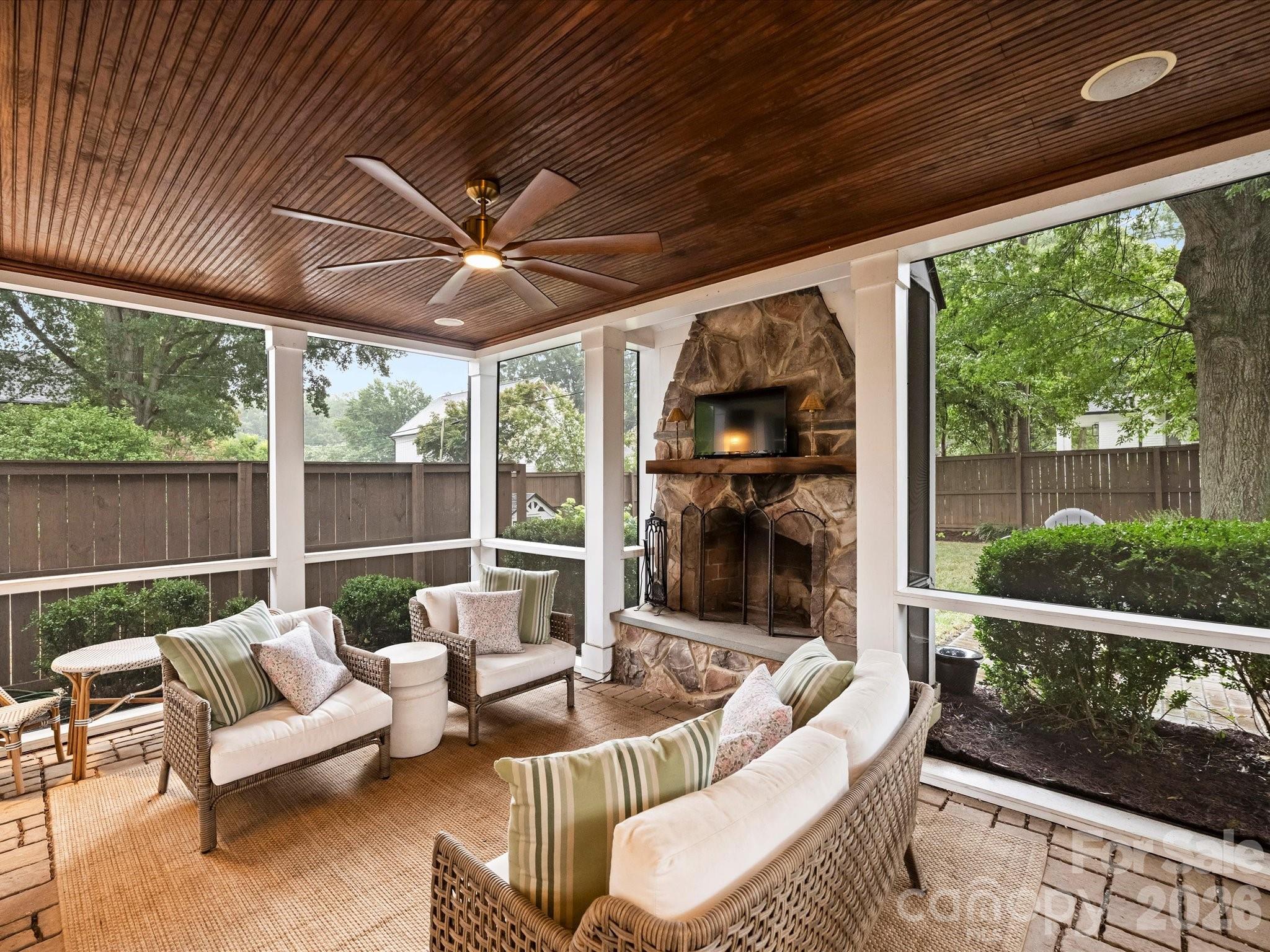2320 Belvedere Avenue — Charlotte