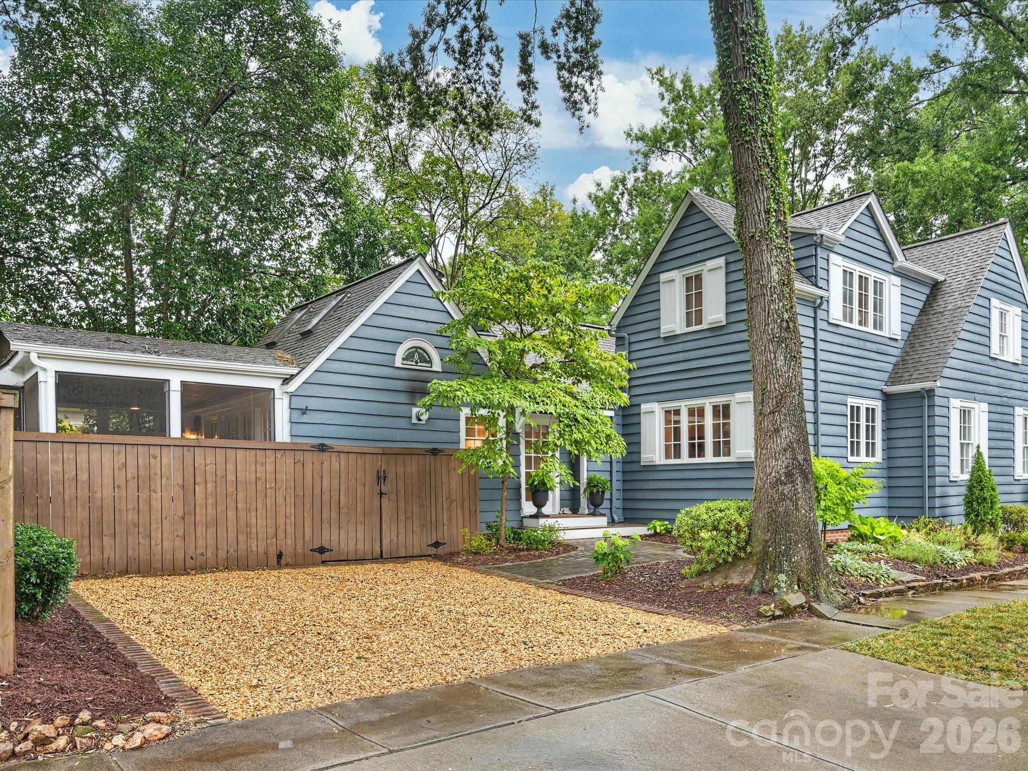 2320 Belvedere Avenue — Charlotte