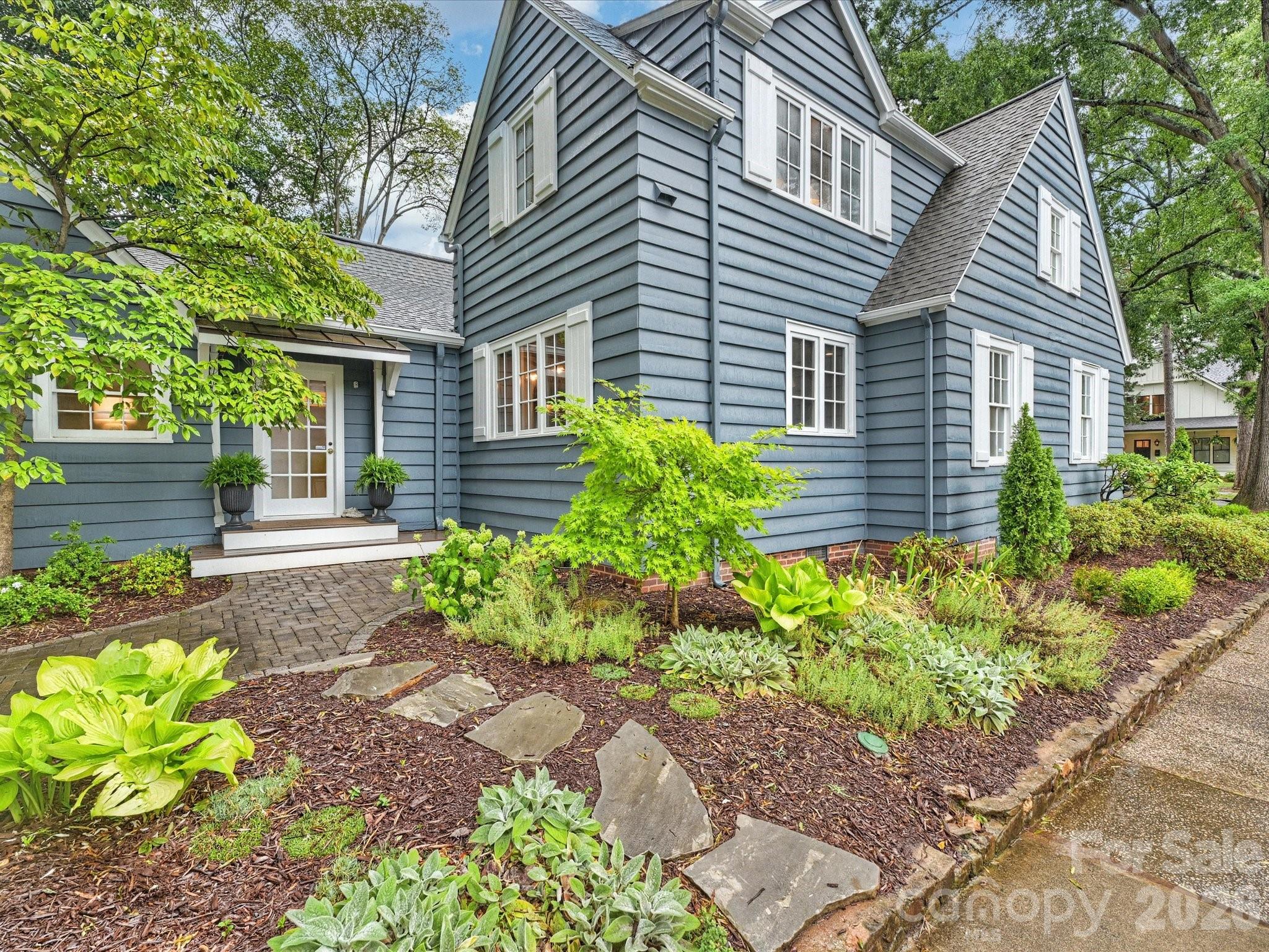 2320 Belvedere Avenue — Charlotte