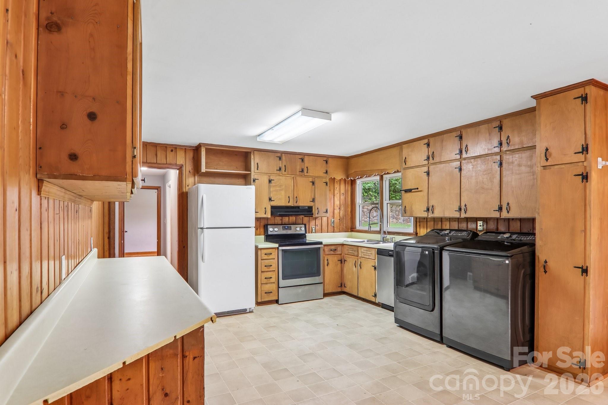 131 & 135 Boyd Avenue — Waynesville