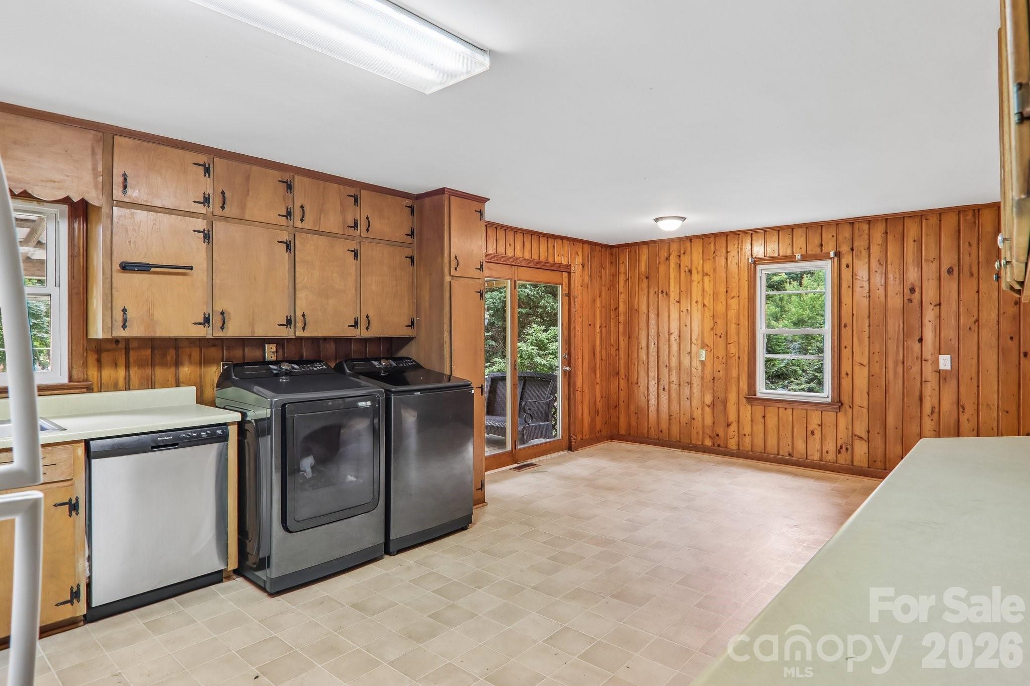 131 & 135 Boyd Avenue — Waynesville