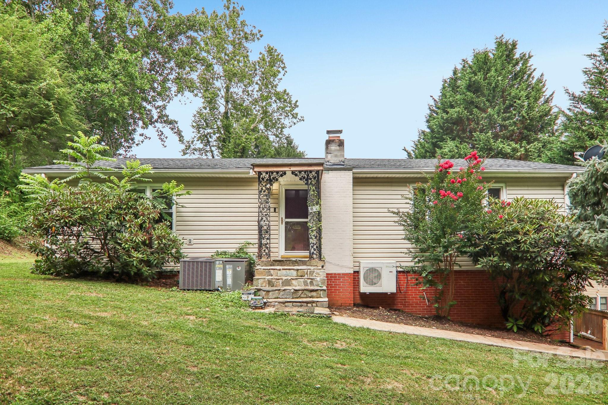 131 & 135 Boyd Avenue — Waynesville