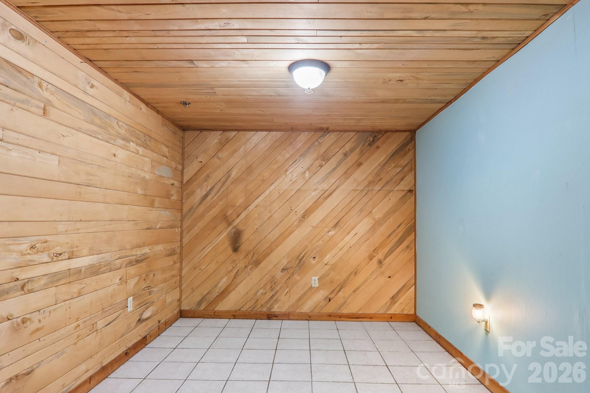 131 & 135 Boyd Avenue — Waynesville