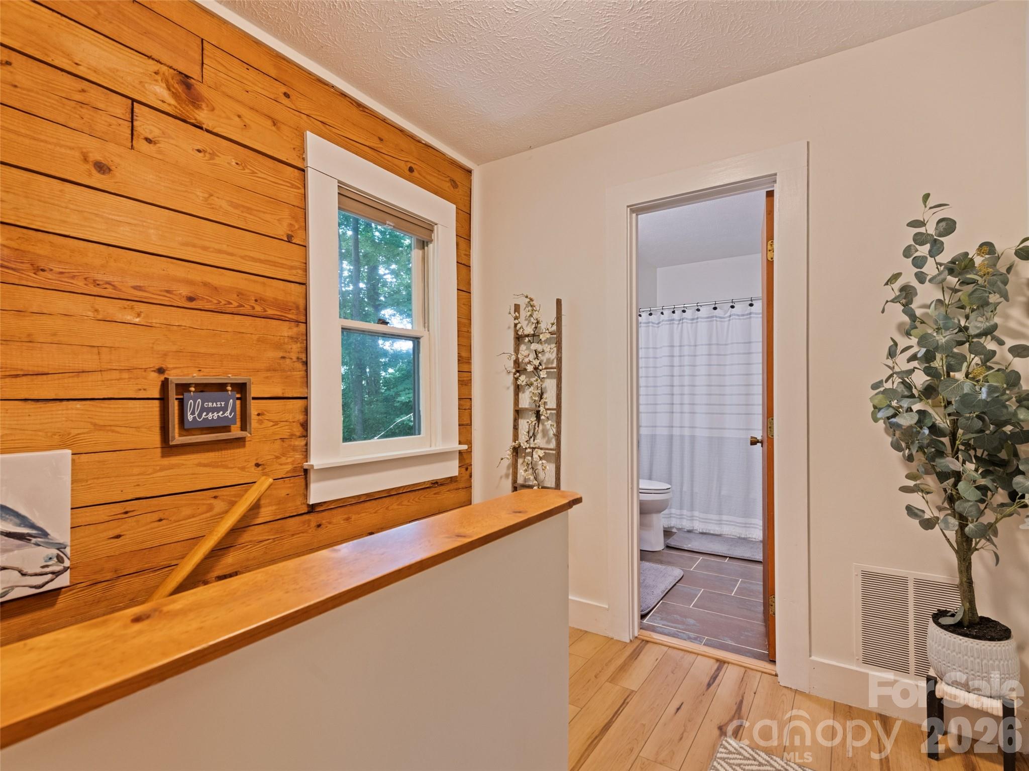 30 Katydid Lane — Maggie Valley