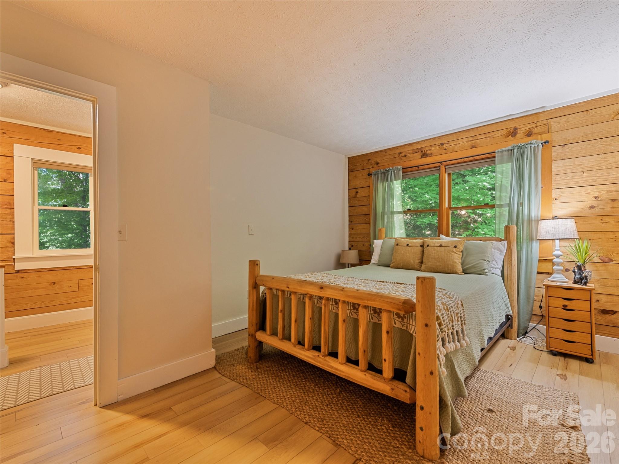 30 Katydid Lane — Maggie Valley