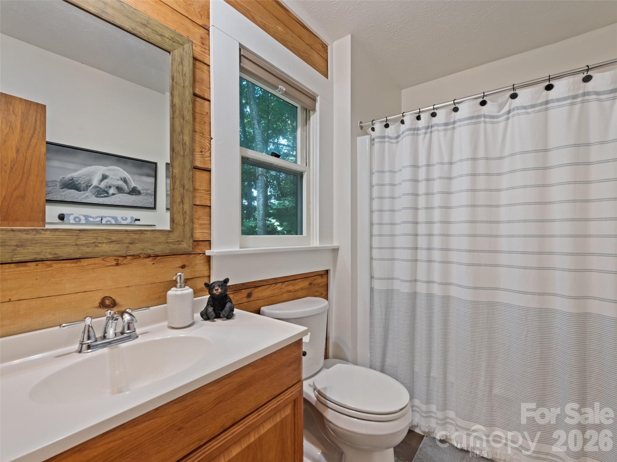 30 Katydid Lane — Maggie Valley