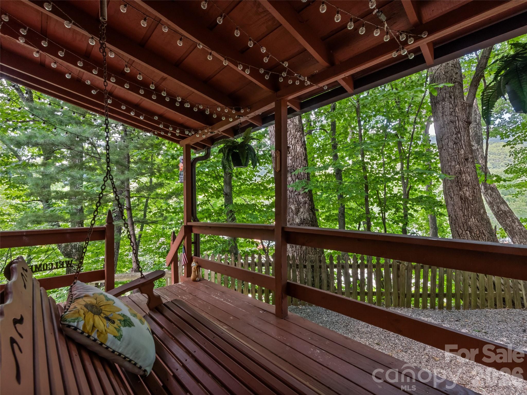 30 Katydid Lane — Maggie Valley