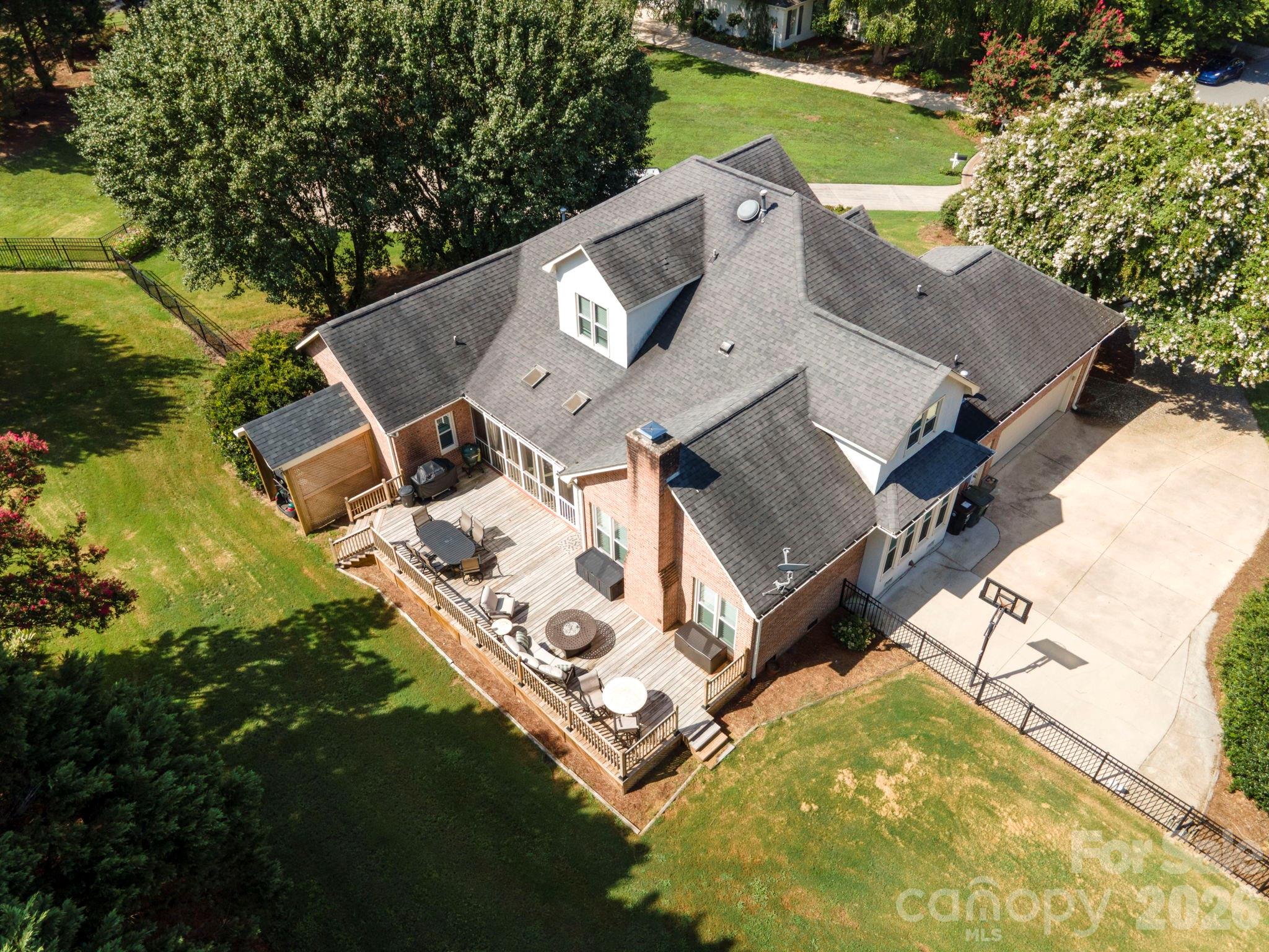 3466 Brighton Court NW — Concord
