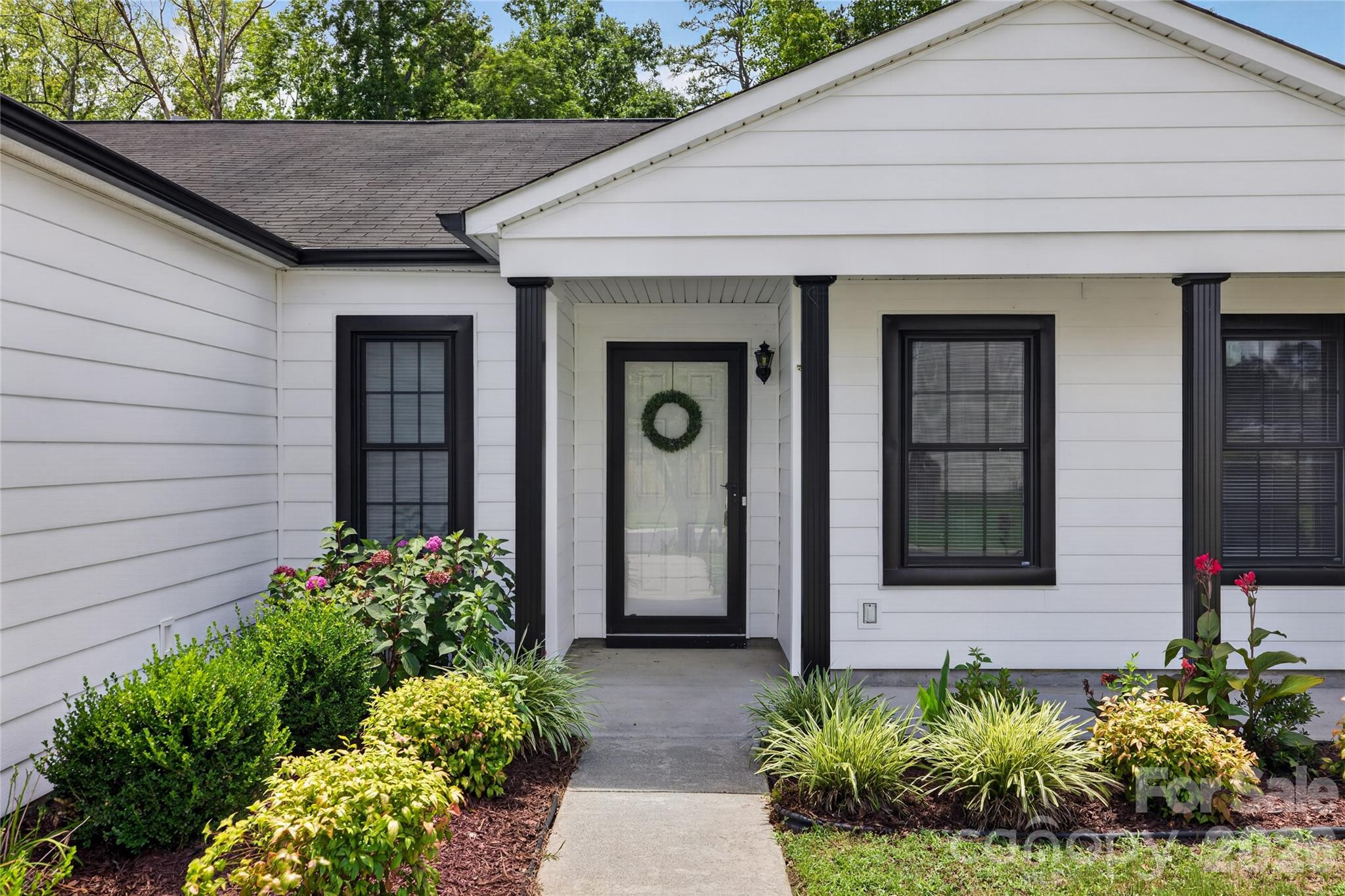 10957 Dry Stone Drive — Huntersville