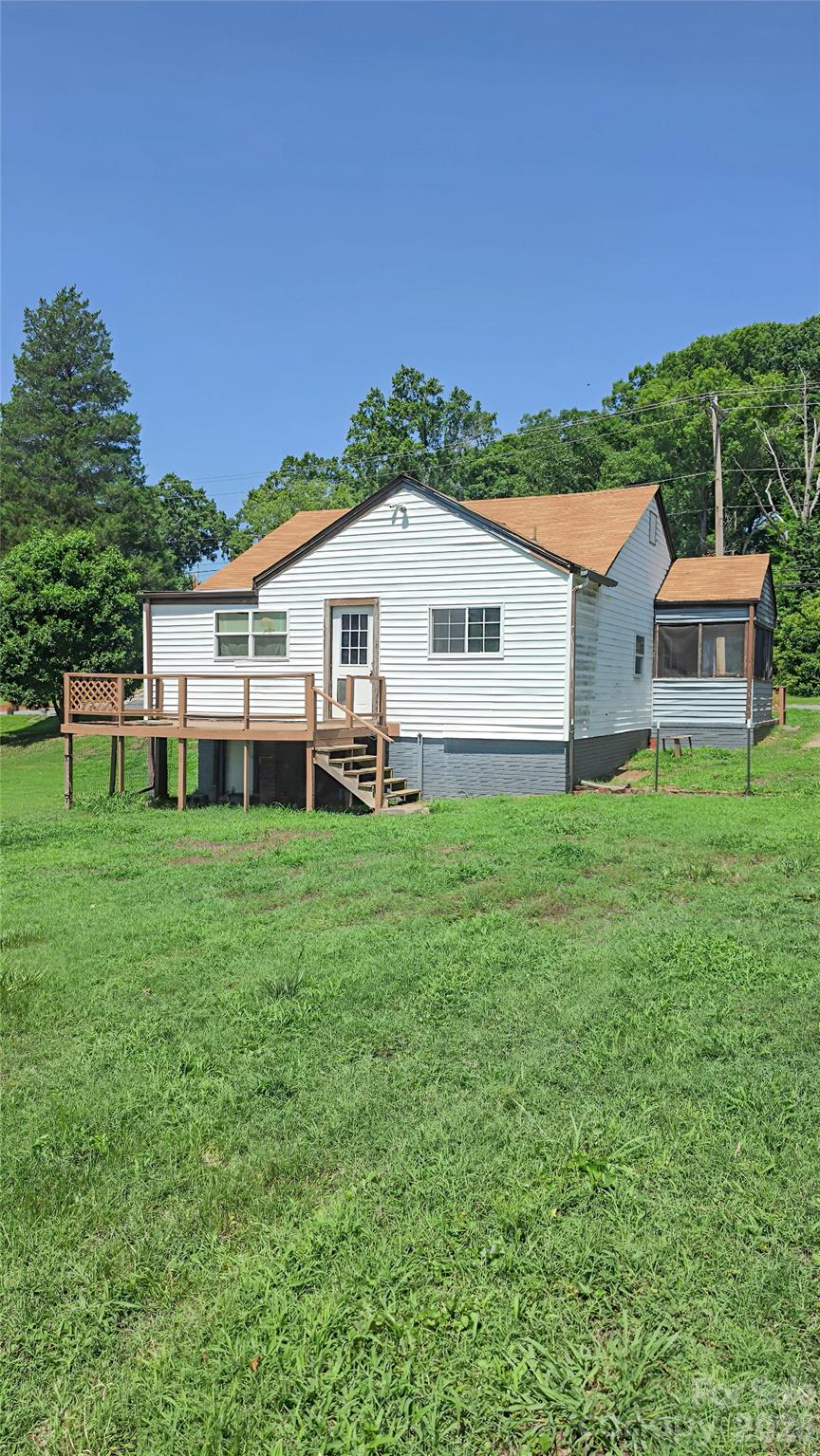 1607 W Main Street — Albemarle